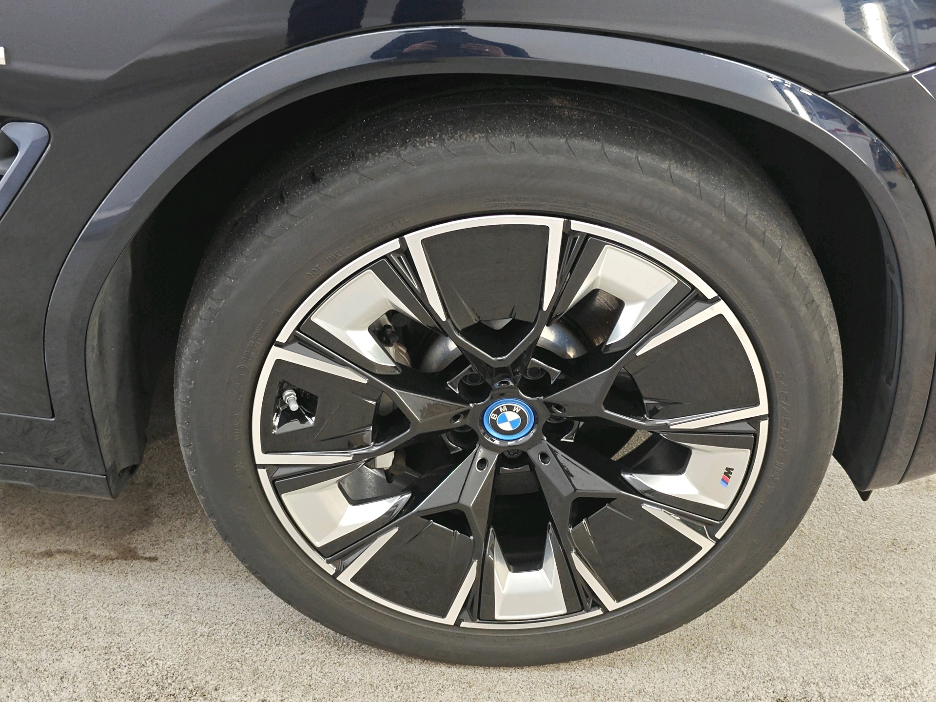 Foto van BMW Ix3