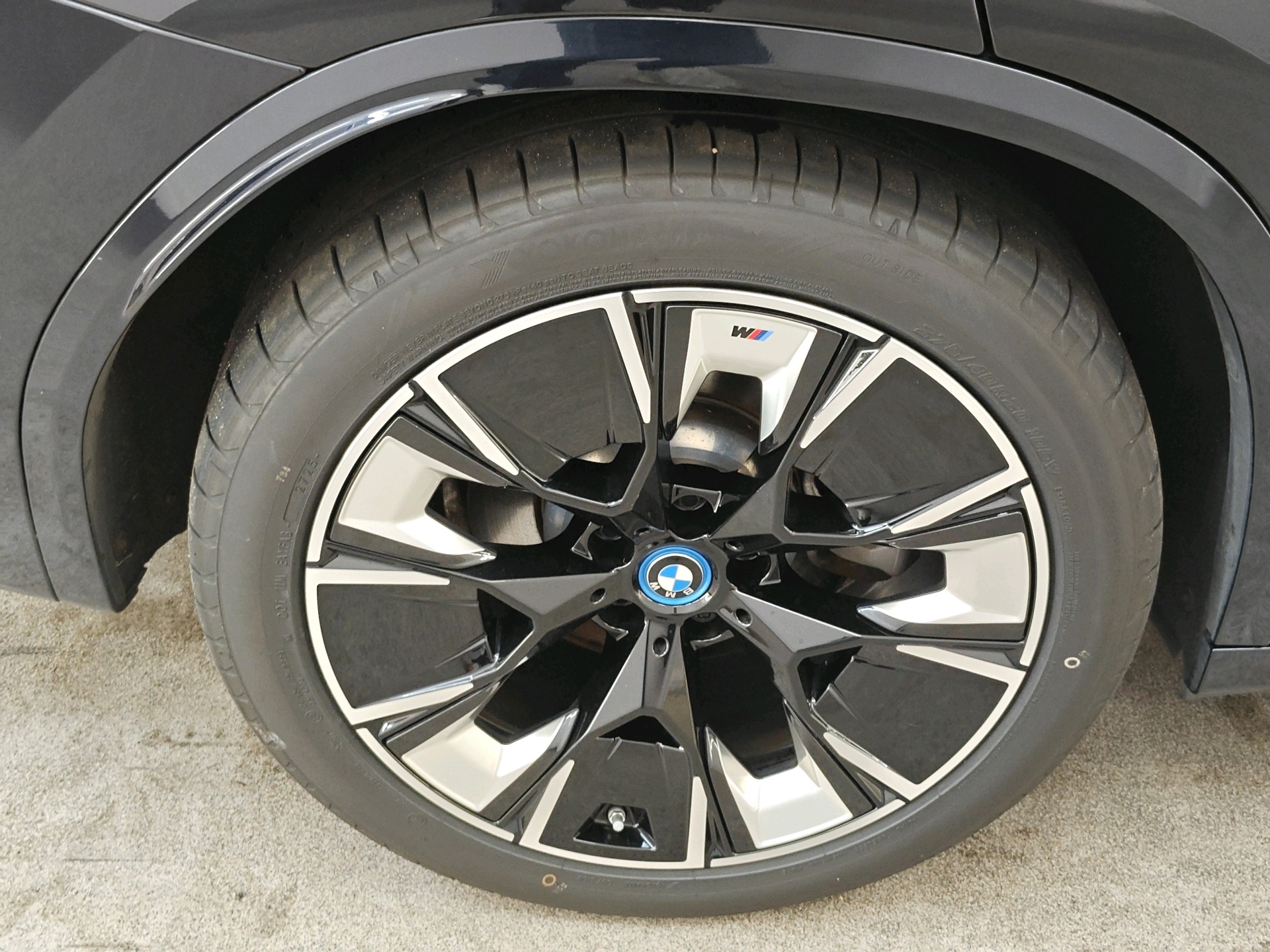 Foto van BMW Ix3