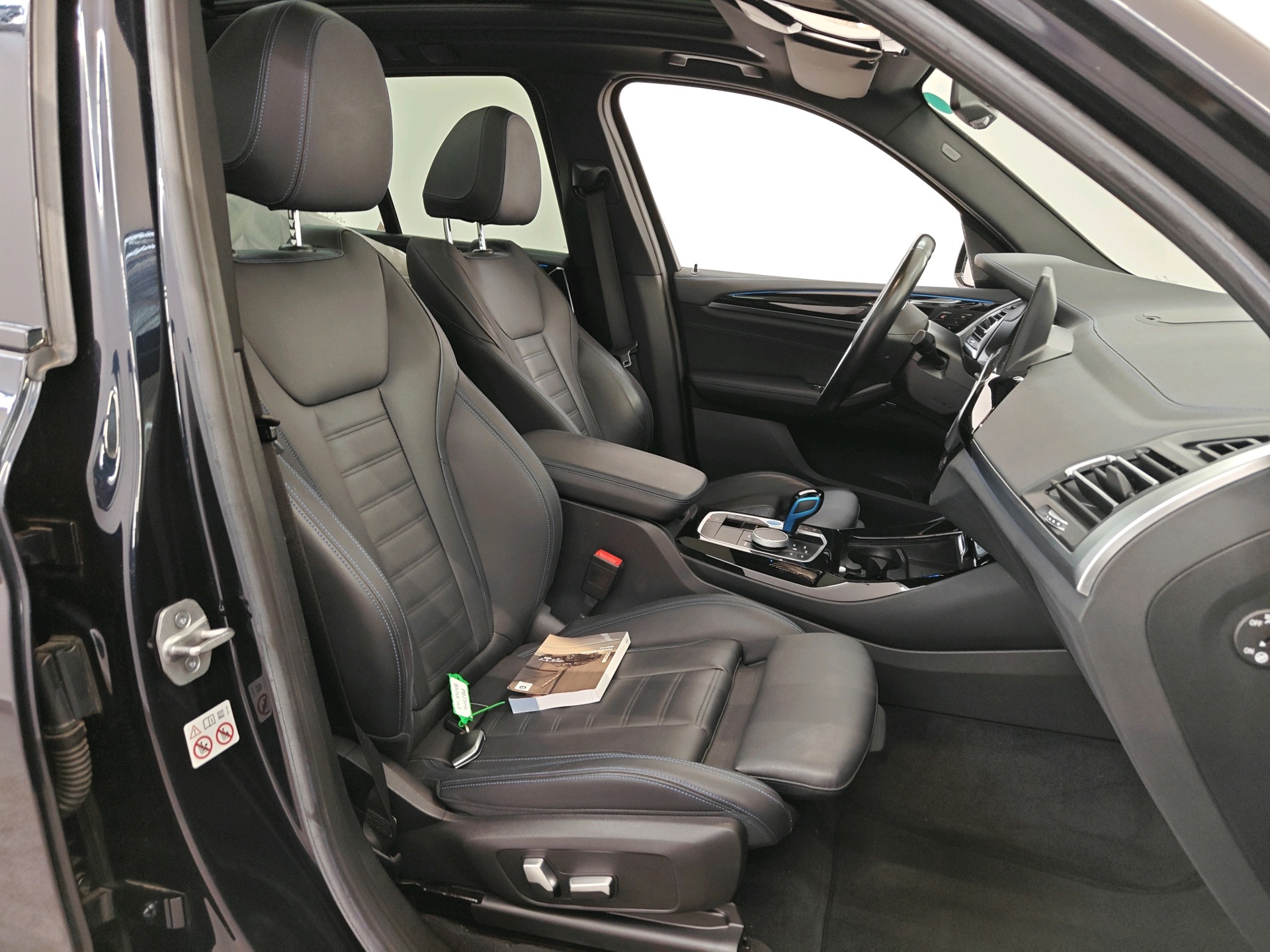 Foto van BMW Ix3