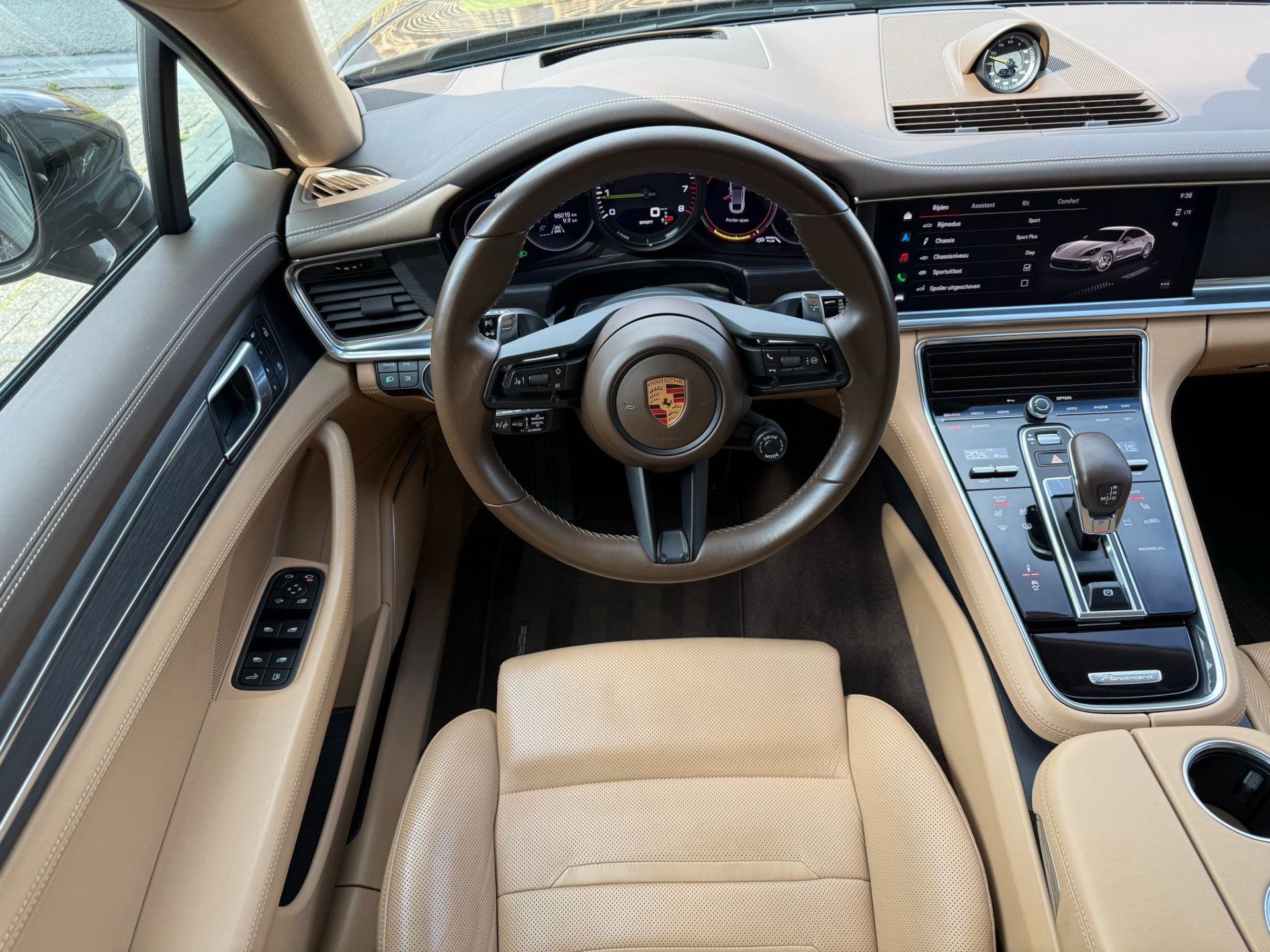 Foto van Porsche Panamera 4 E-hybrid