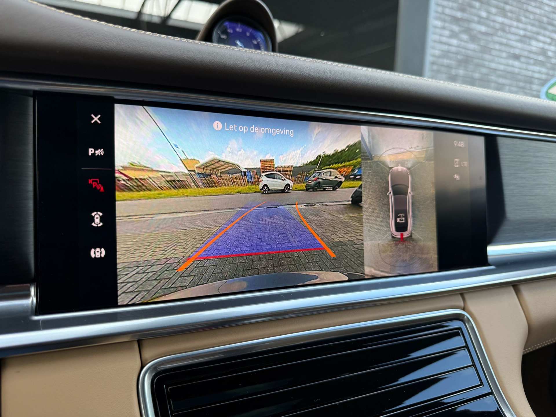 Foto van Porsche Panamera 4 E-hybrid