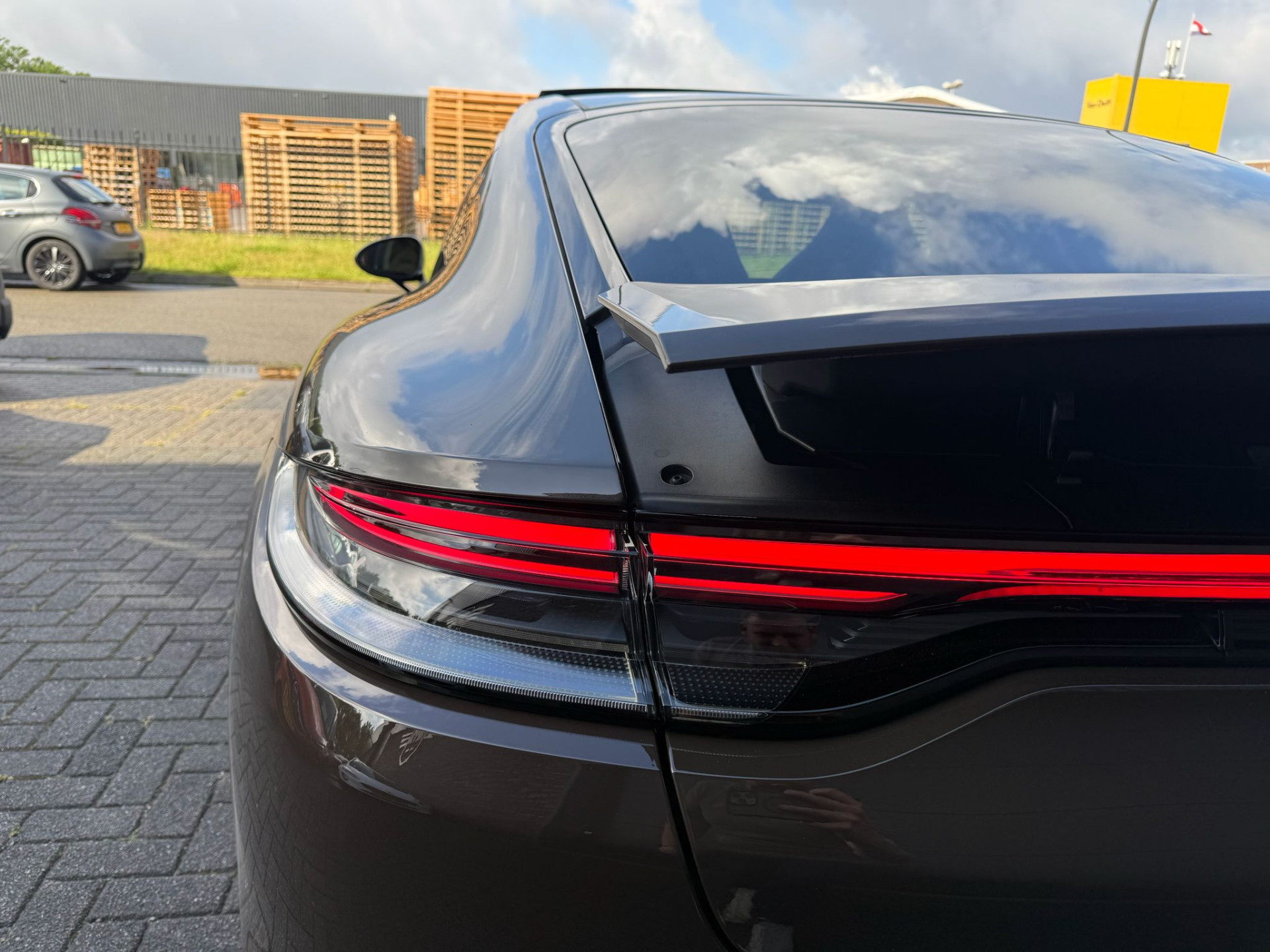 Foto van Porsche Panamera 4 E-hybrid
