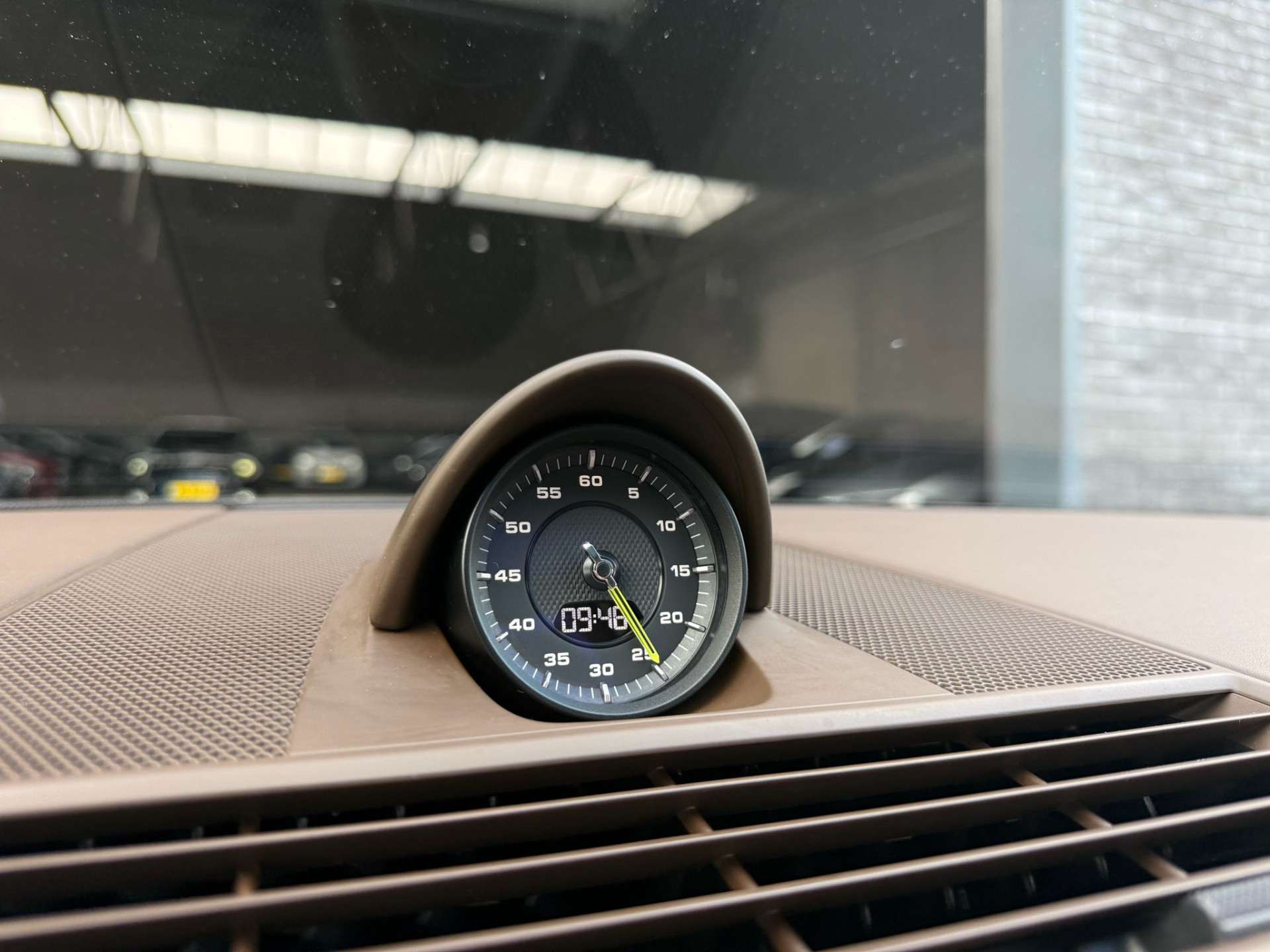 Foto van Porsche Panamera 4 E-hybrid