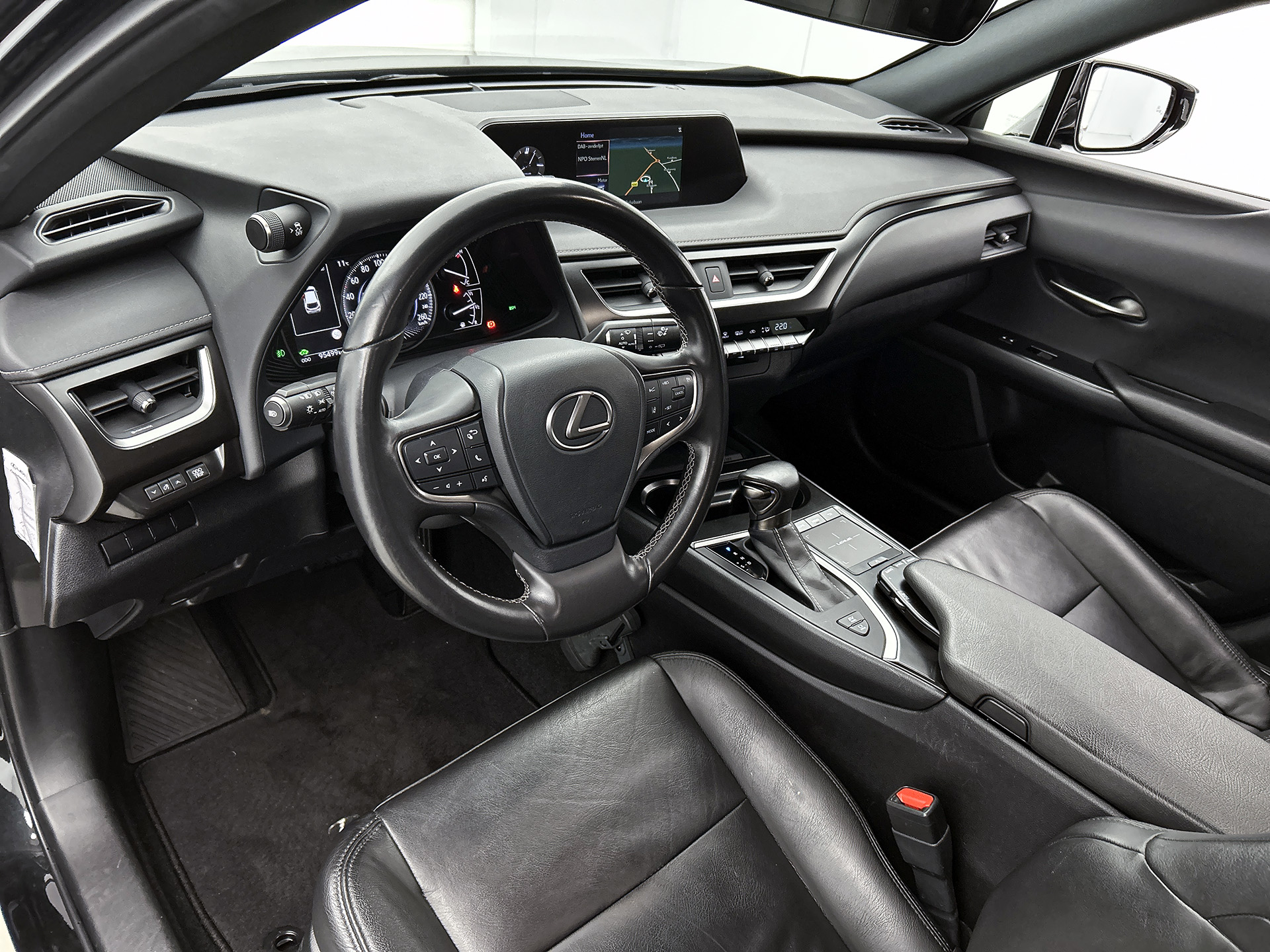 Foto van Lexus Ux