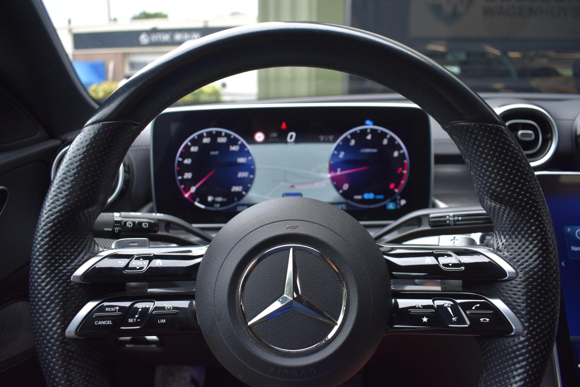 Foto van Mercedes-Benz C 200