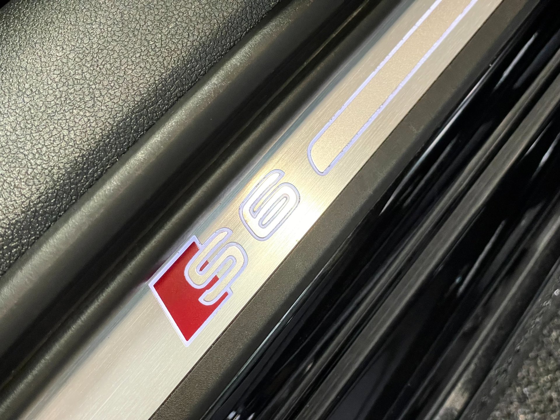 Foto van Audi S6 Limousine