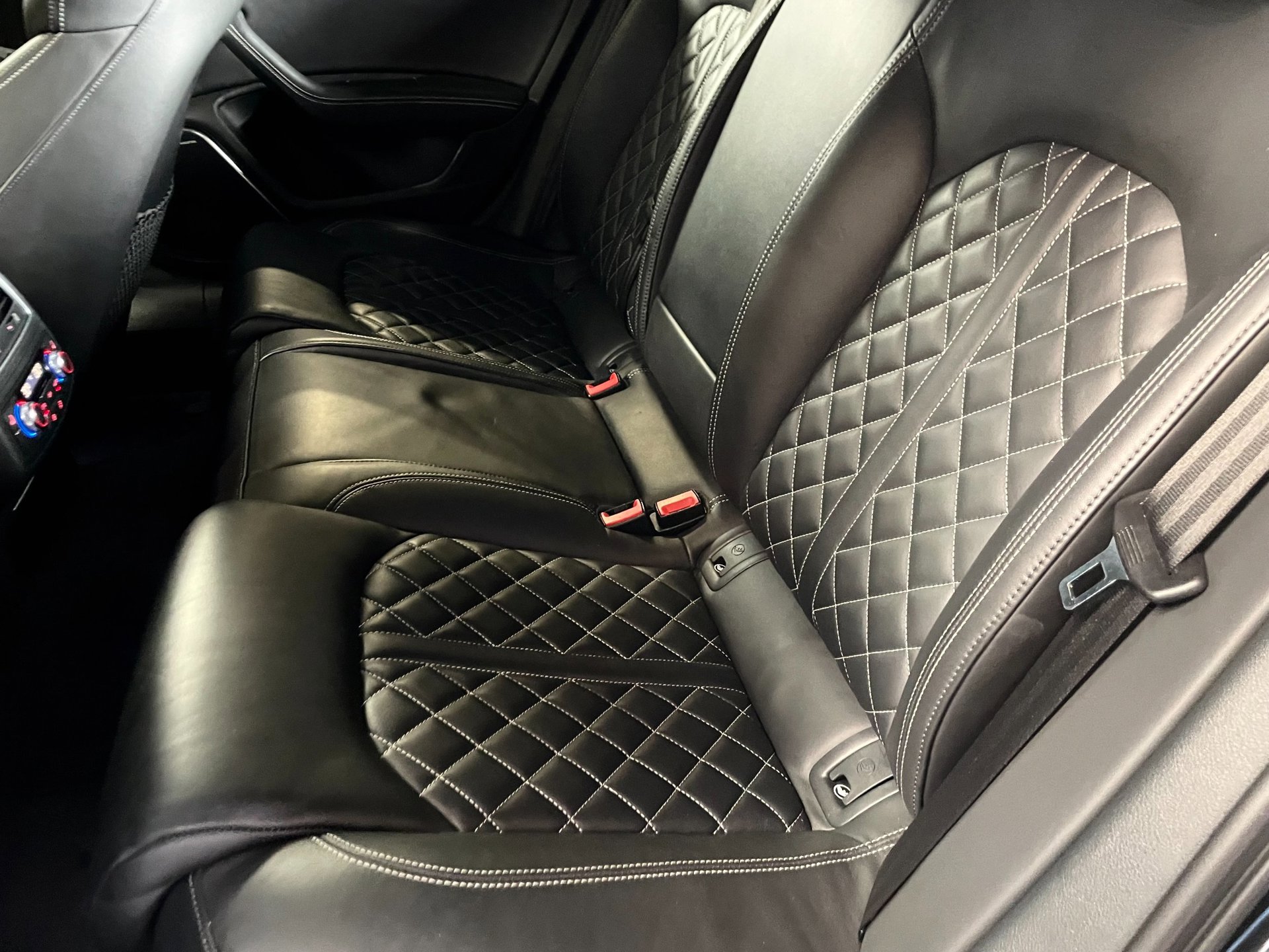 Foto van Audi S6 Limousine