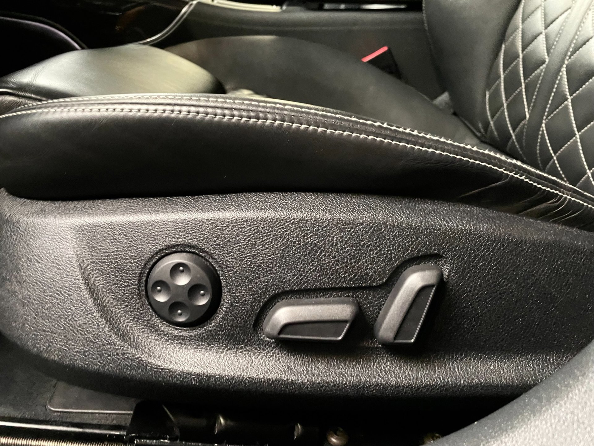 Foto van Audi S6 Limousine