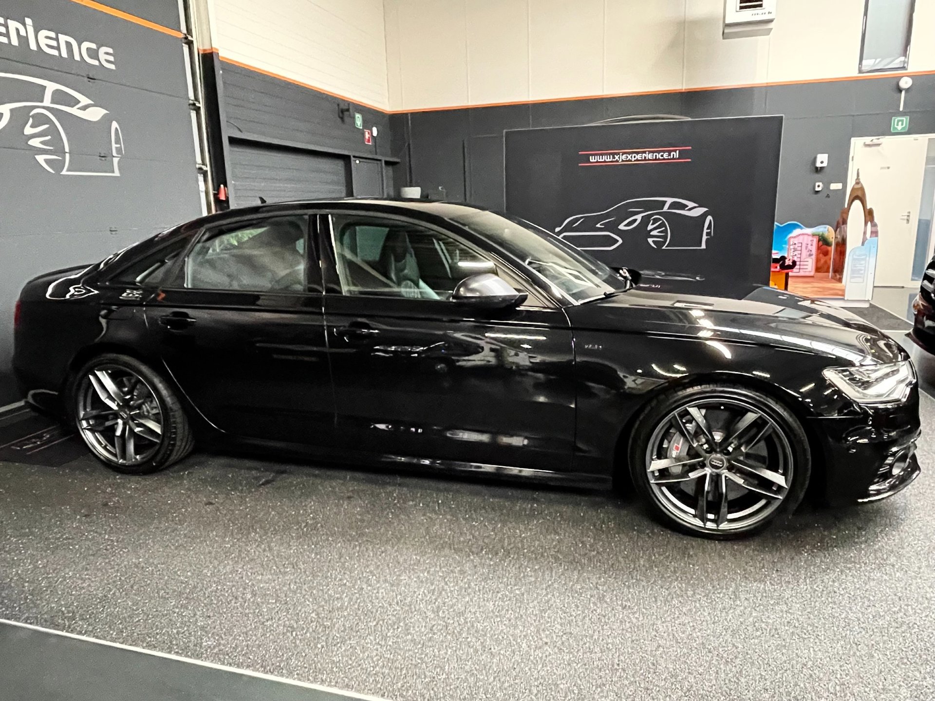 Foto van Audi S6 Limousine