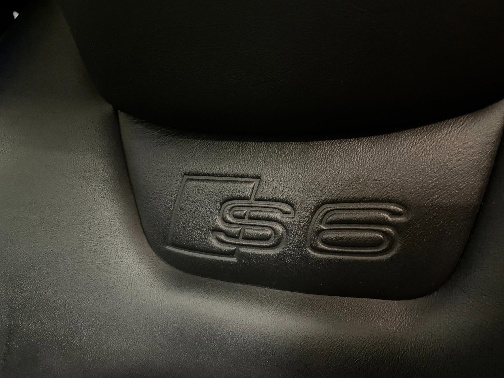 Foto van Audi S6 Limousine