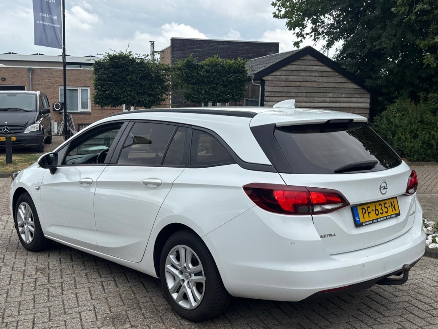 Foto van Opel Astra Sports Tourer