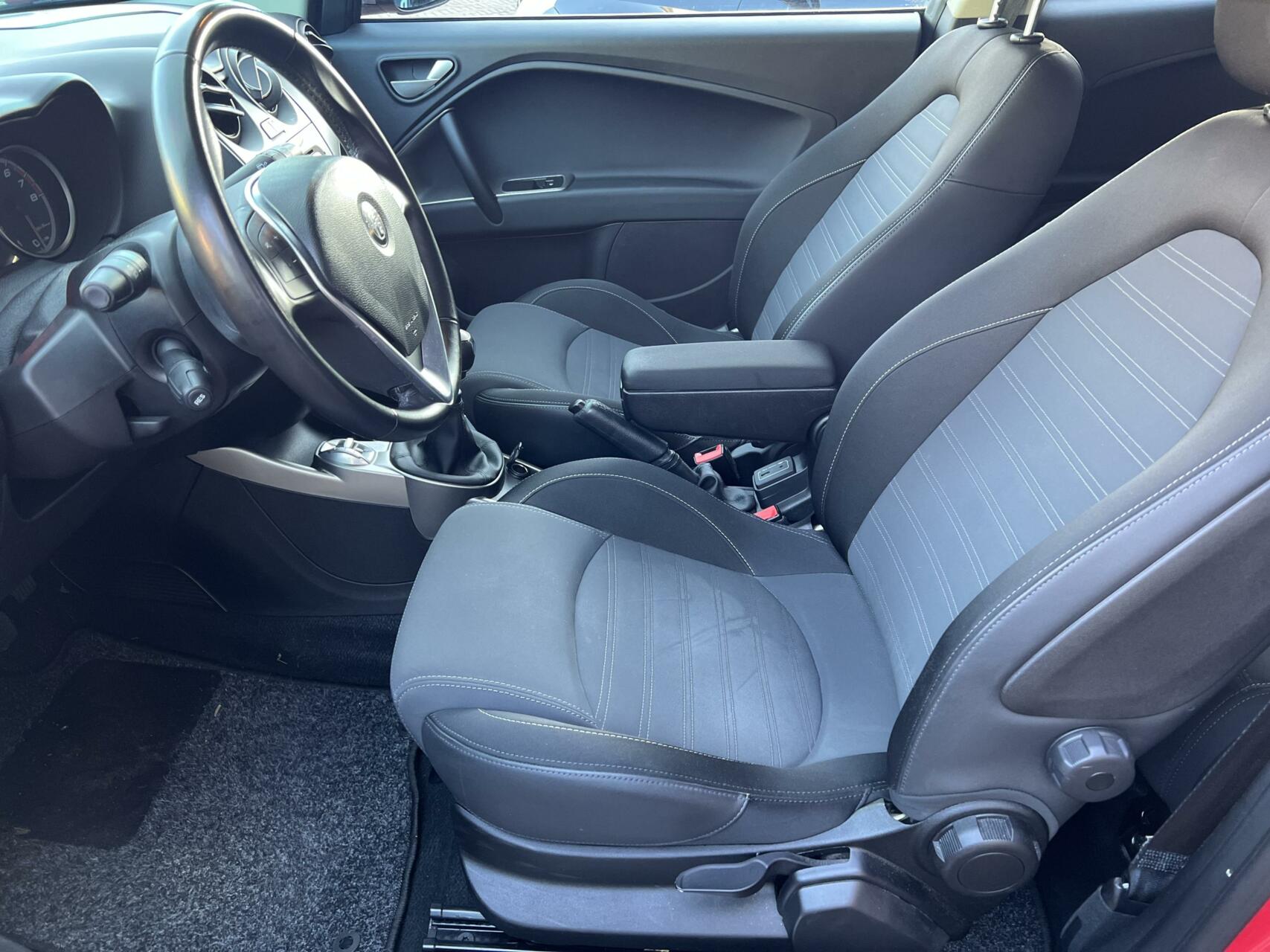 Foto van Alfa Romeo Mito