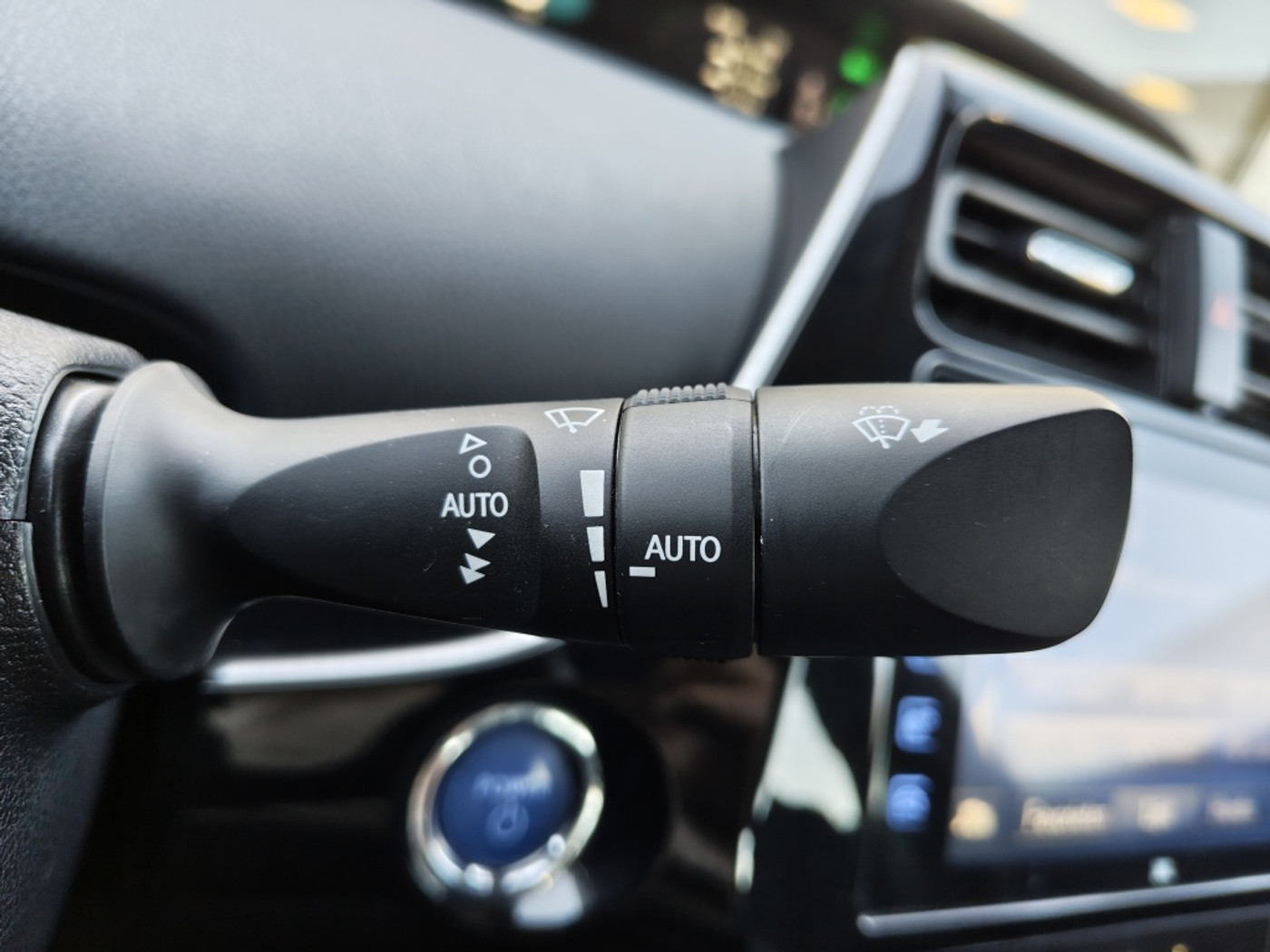 Foto van Toyota Toyota Prius PHV