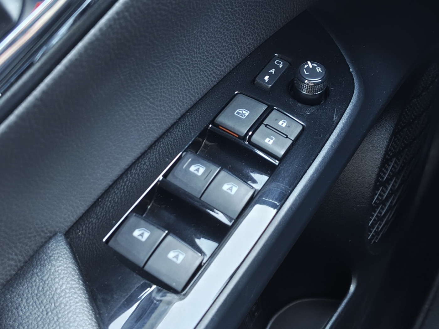 Foto van Toyota Toyota Prius PHV
