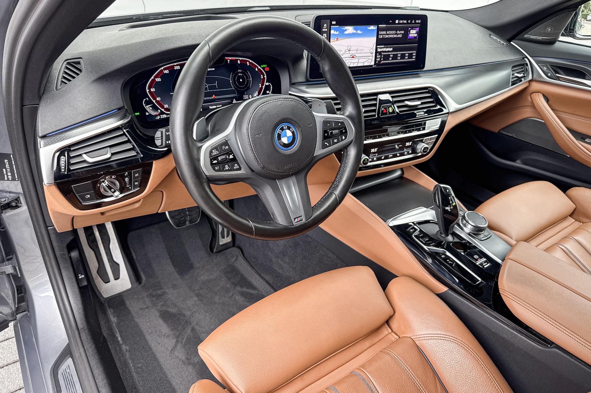 Foto van BMW 545e xDrive