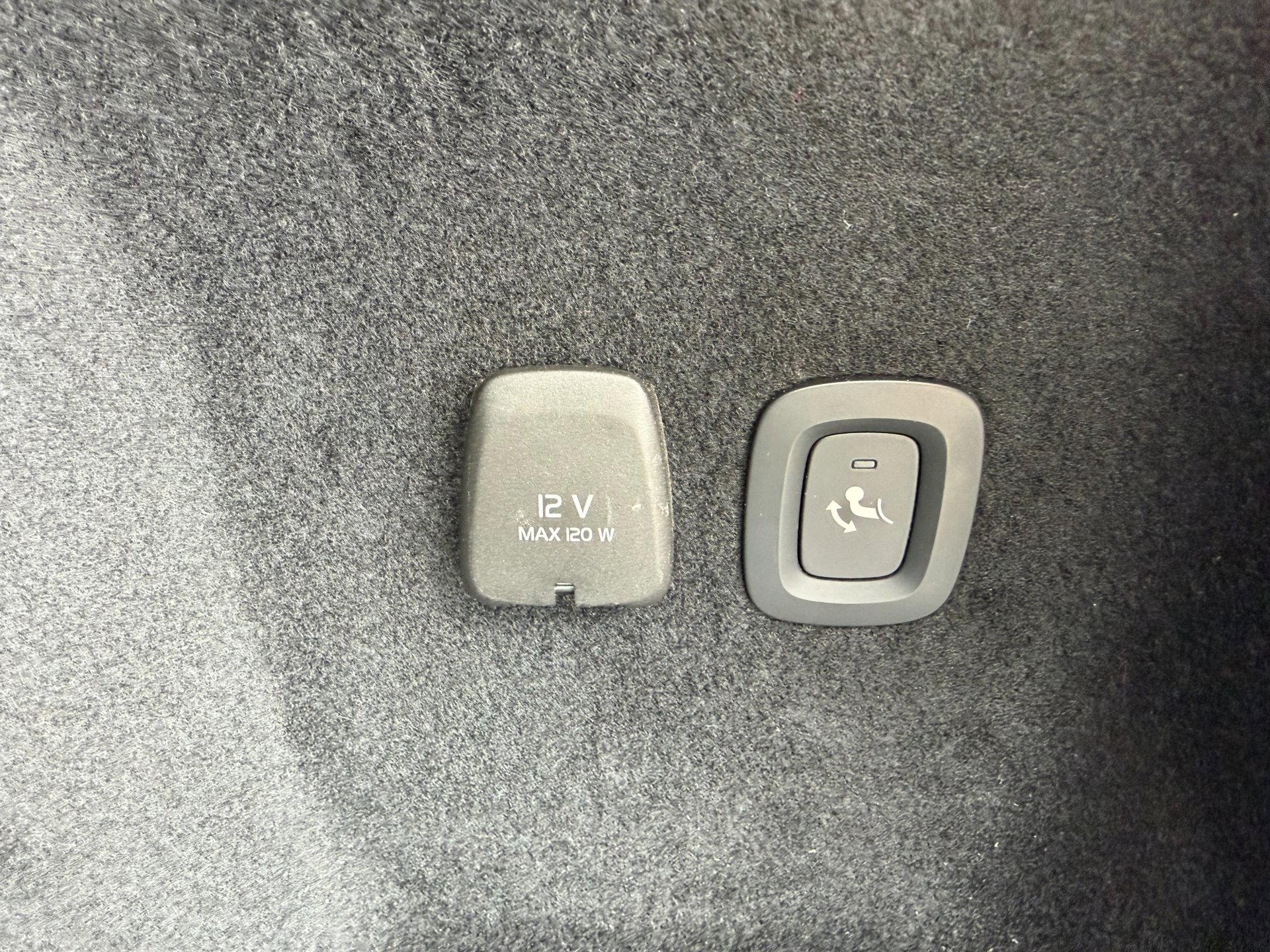 Foto van Volvo V60 T8 Twin Engine