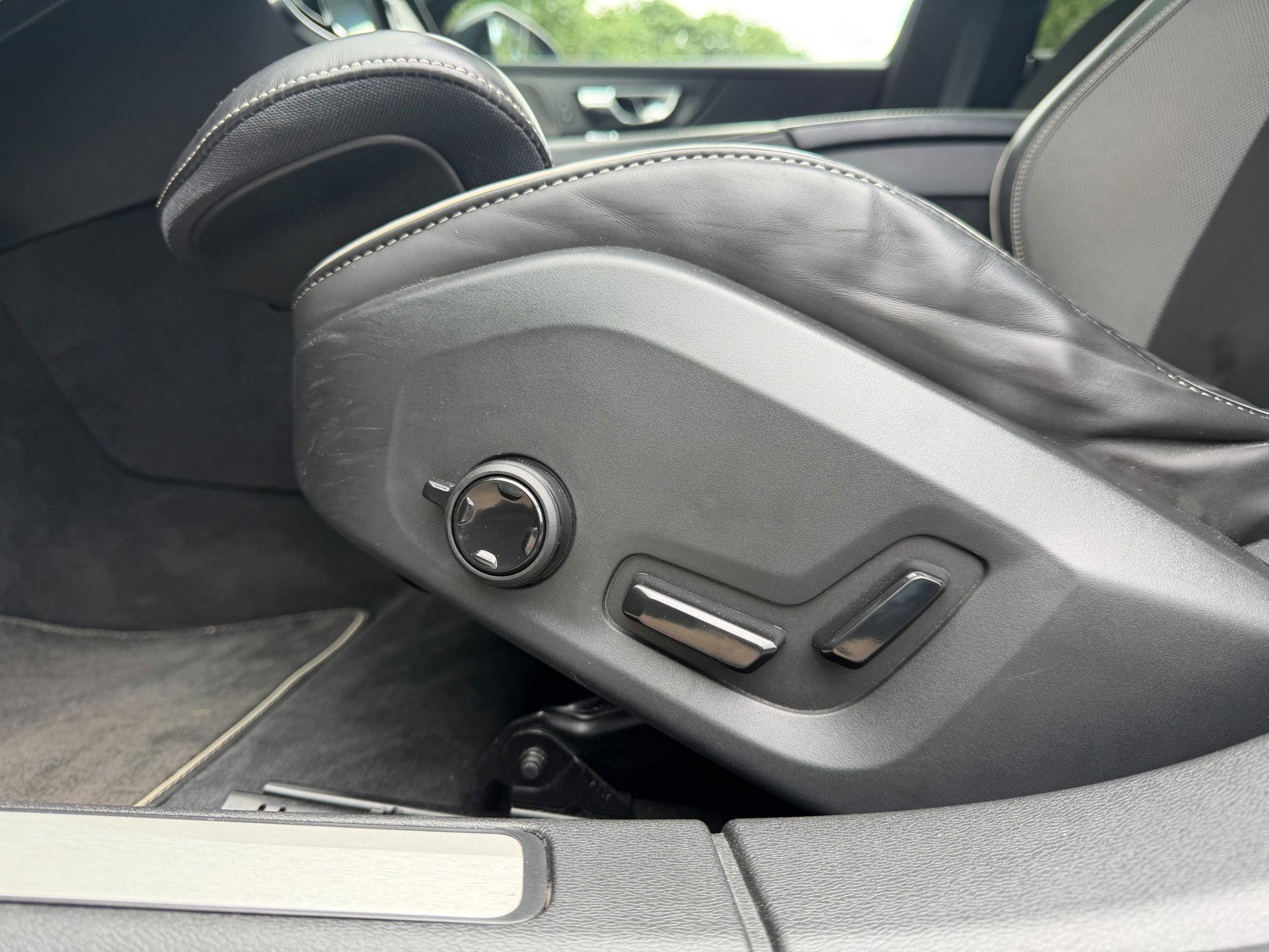 Foto van Volvo V60 T8 Twin Engine