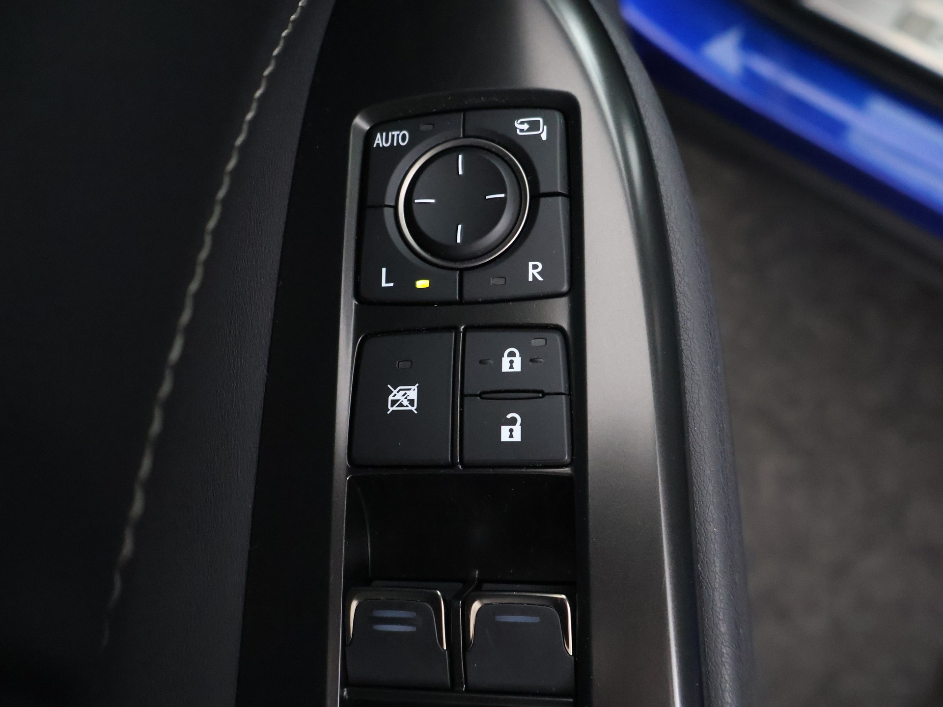 Foto van Lexus Lexus Nx450h+