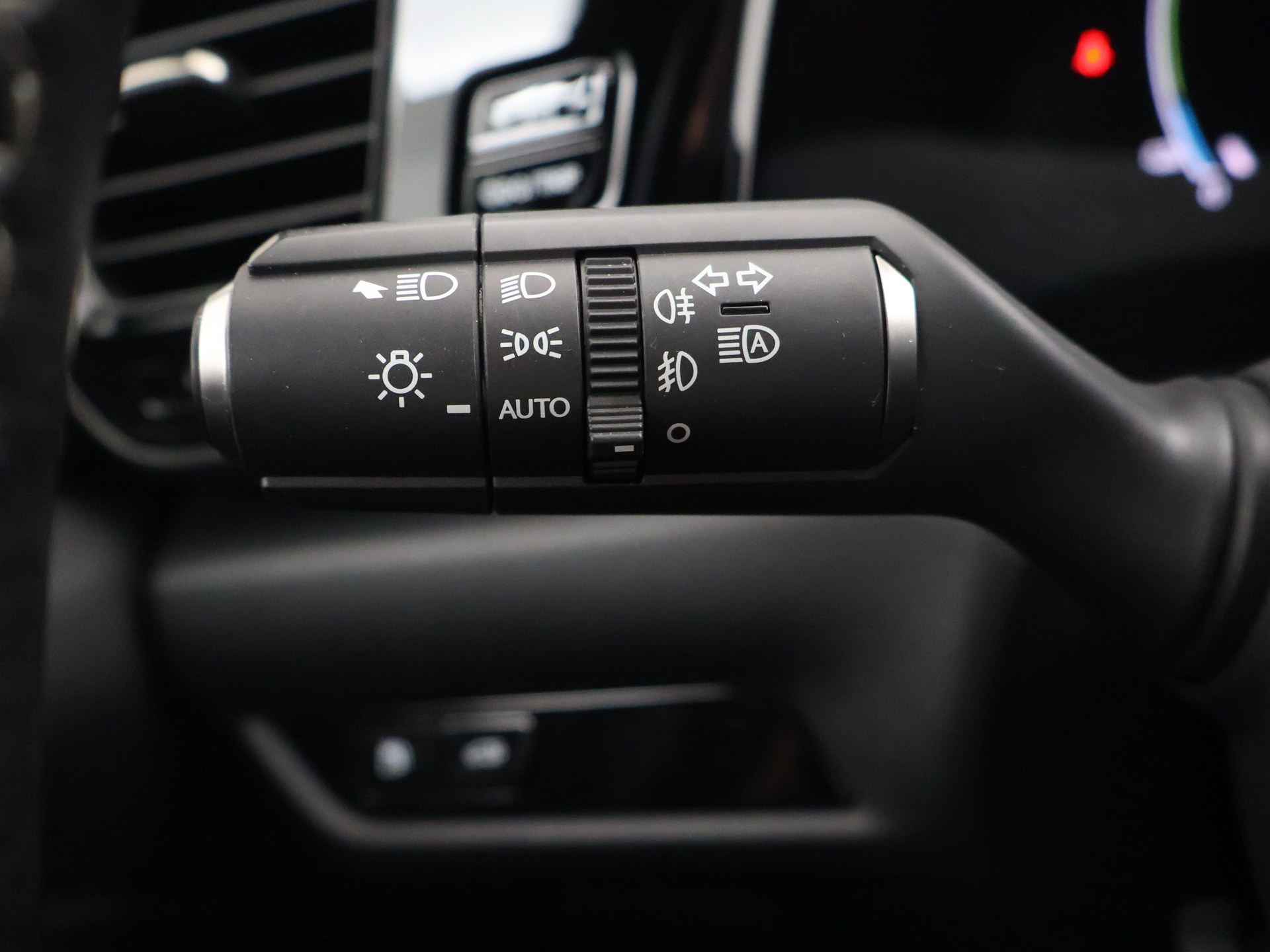 Foto van Lexus Lexus Nx450h+