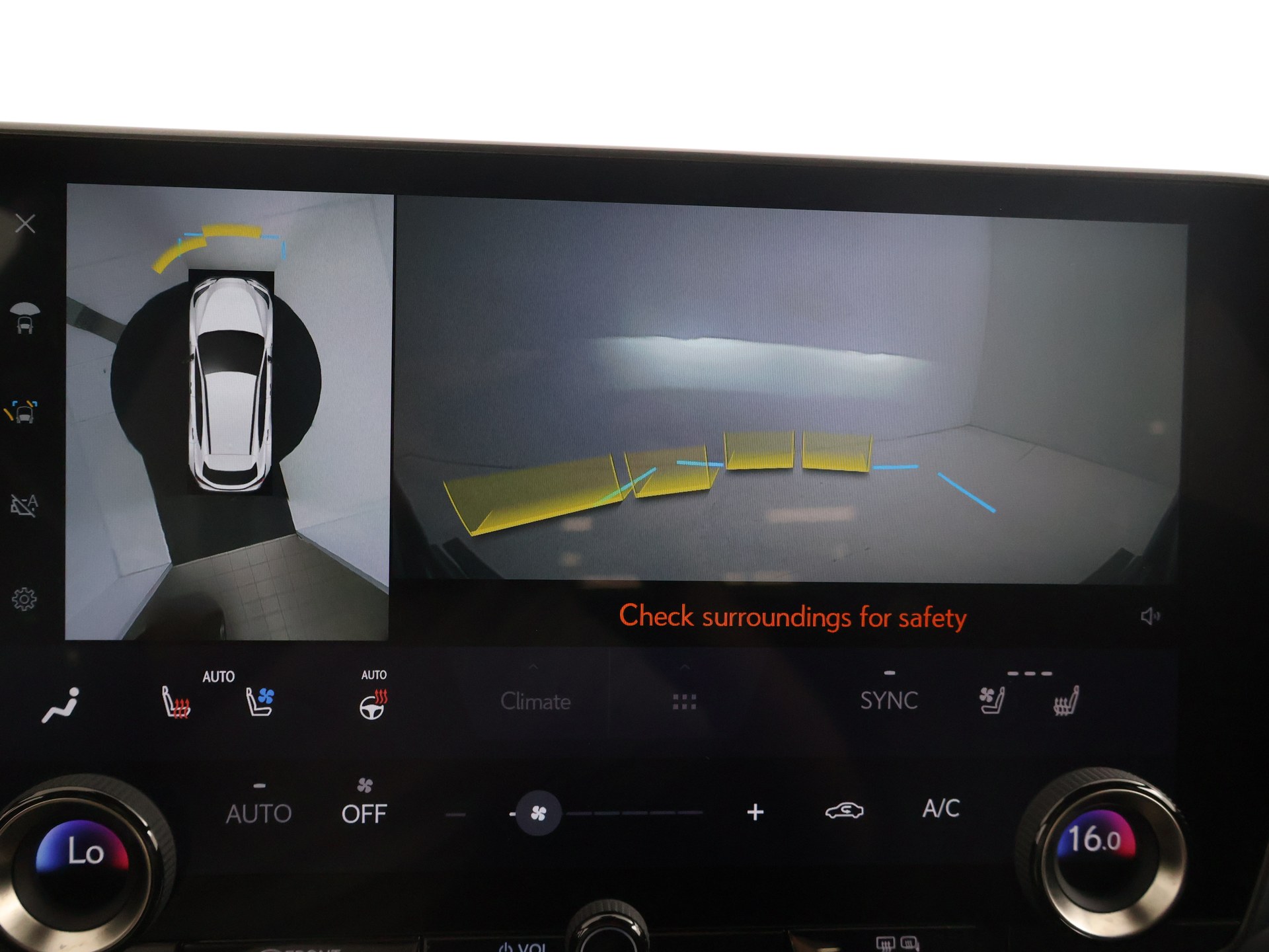Foto van Lexus Lexus Nx450h+