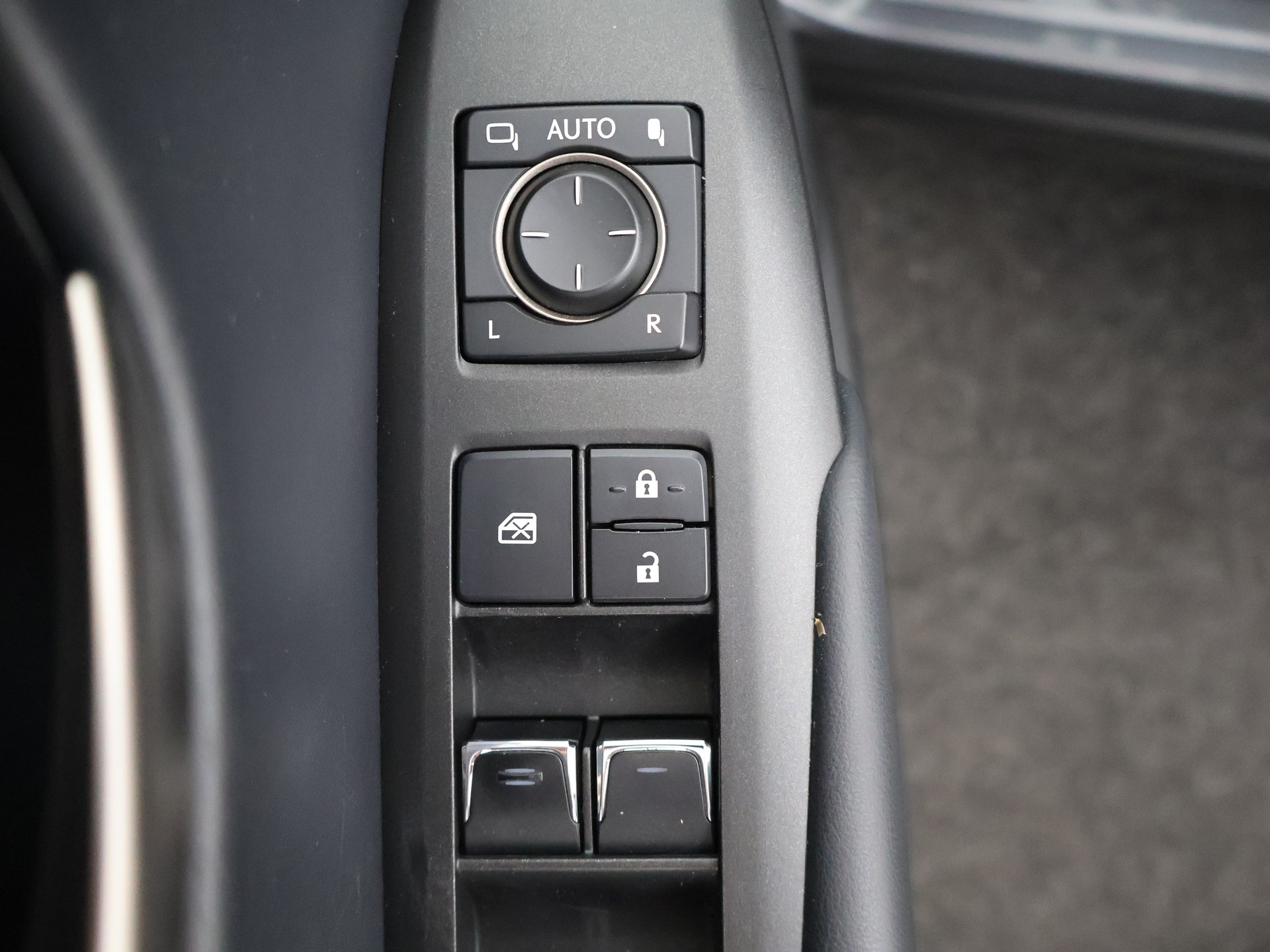 Foto van Lexus Lexus Nx300h
