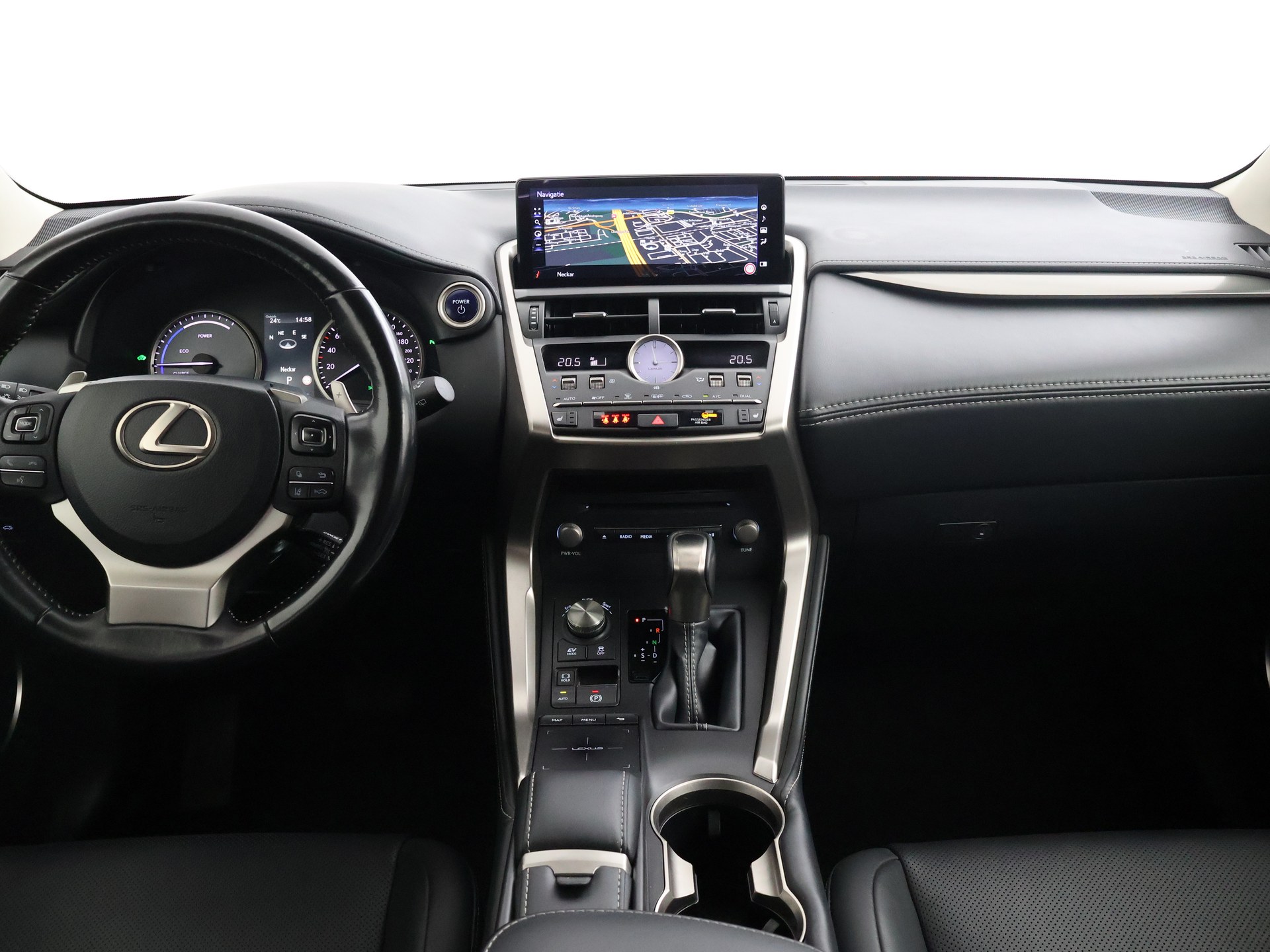 Foto van Lexus Lexus Nx300h