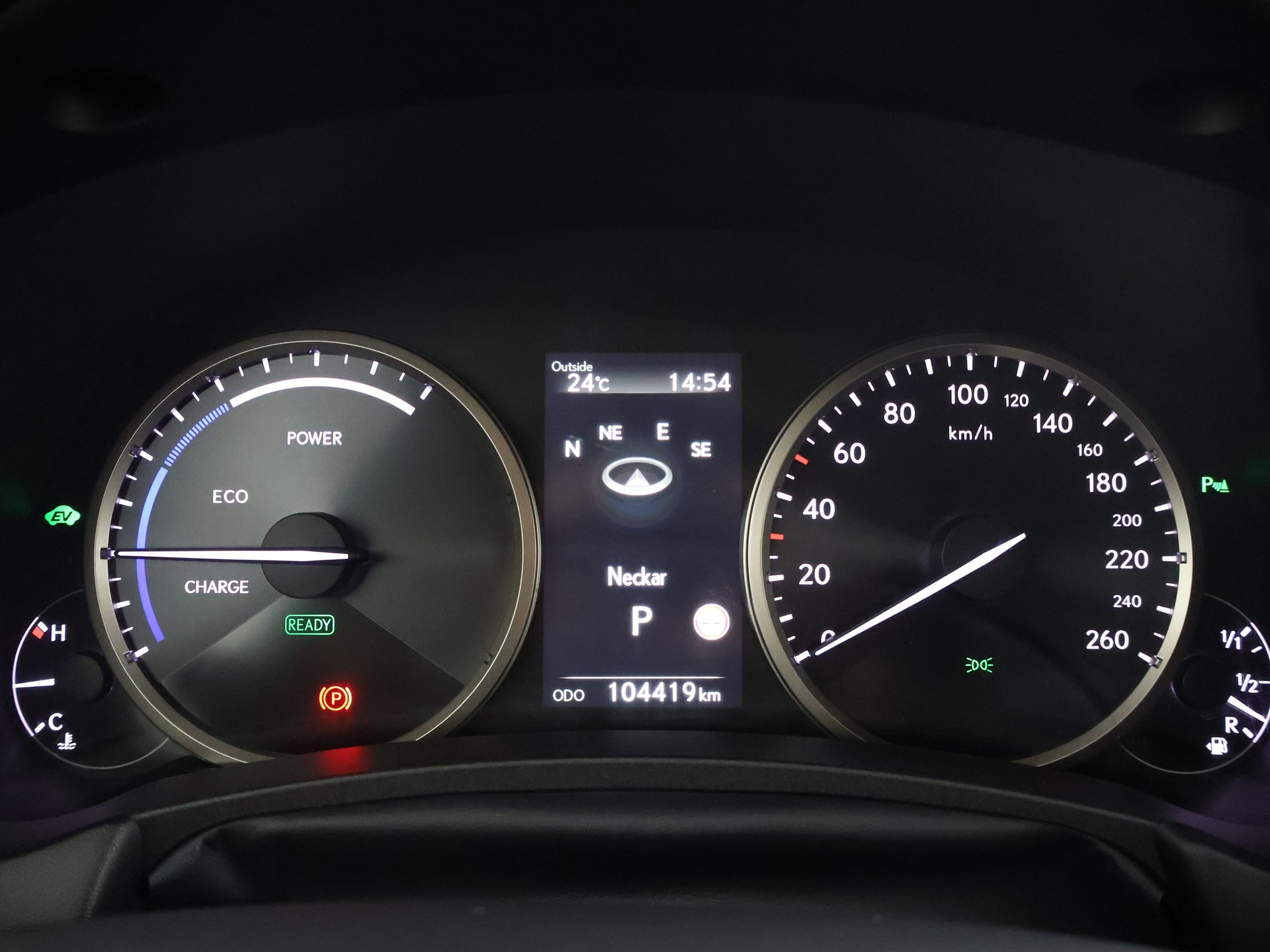 Foto van Lexus Lexus Nx300h