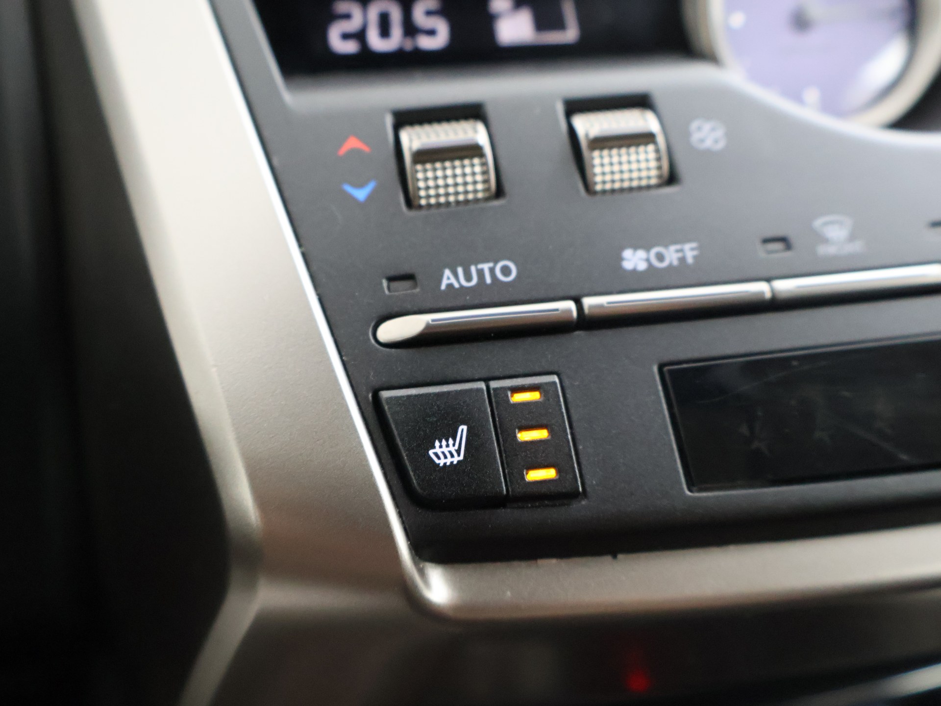Foto van Lexus Lexus Nx300h
