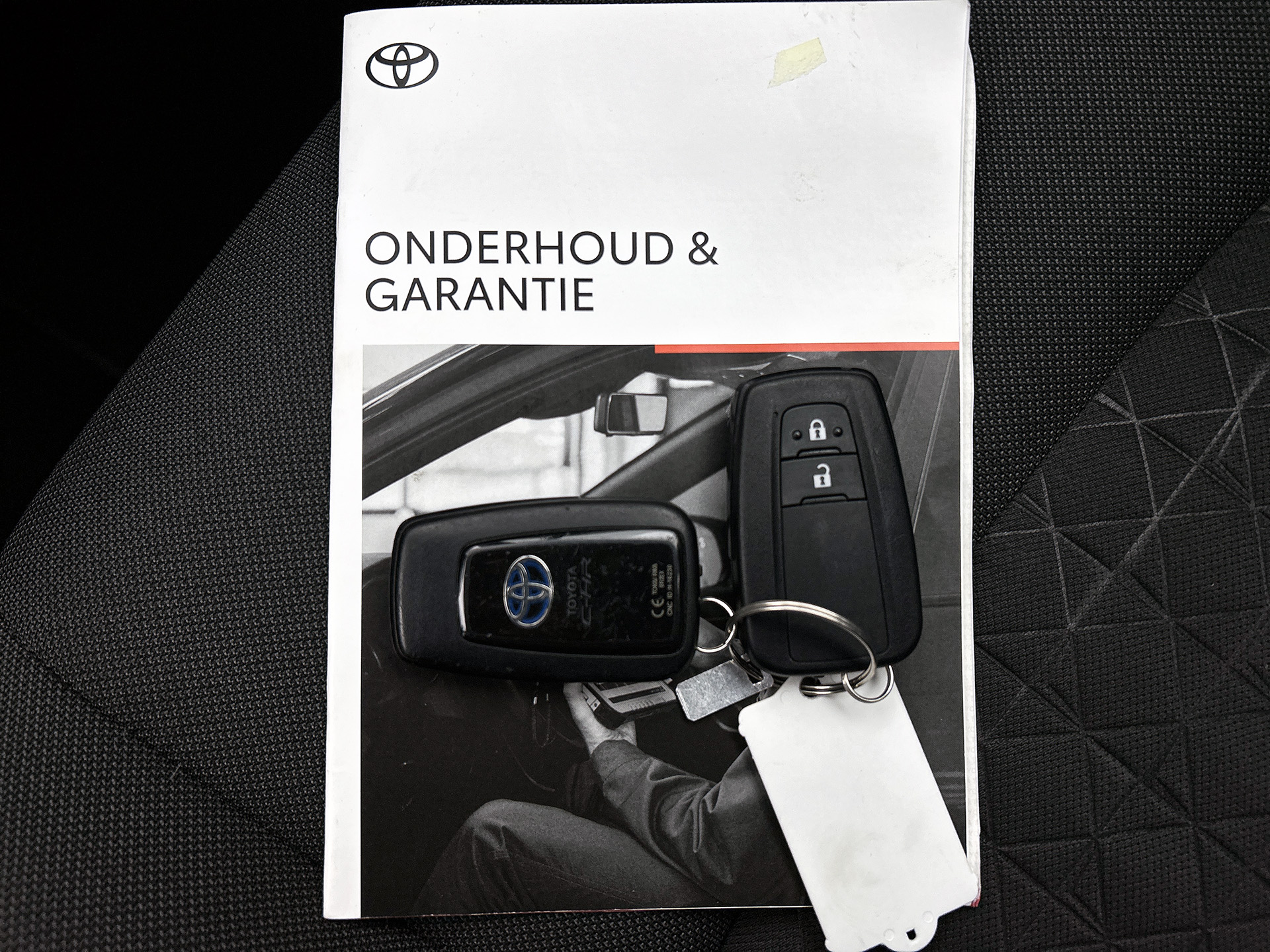 Foto van Toyota Toyota C-hr