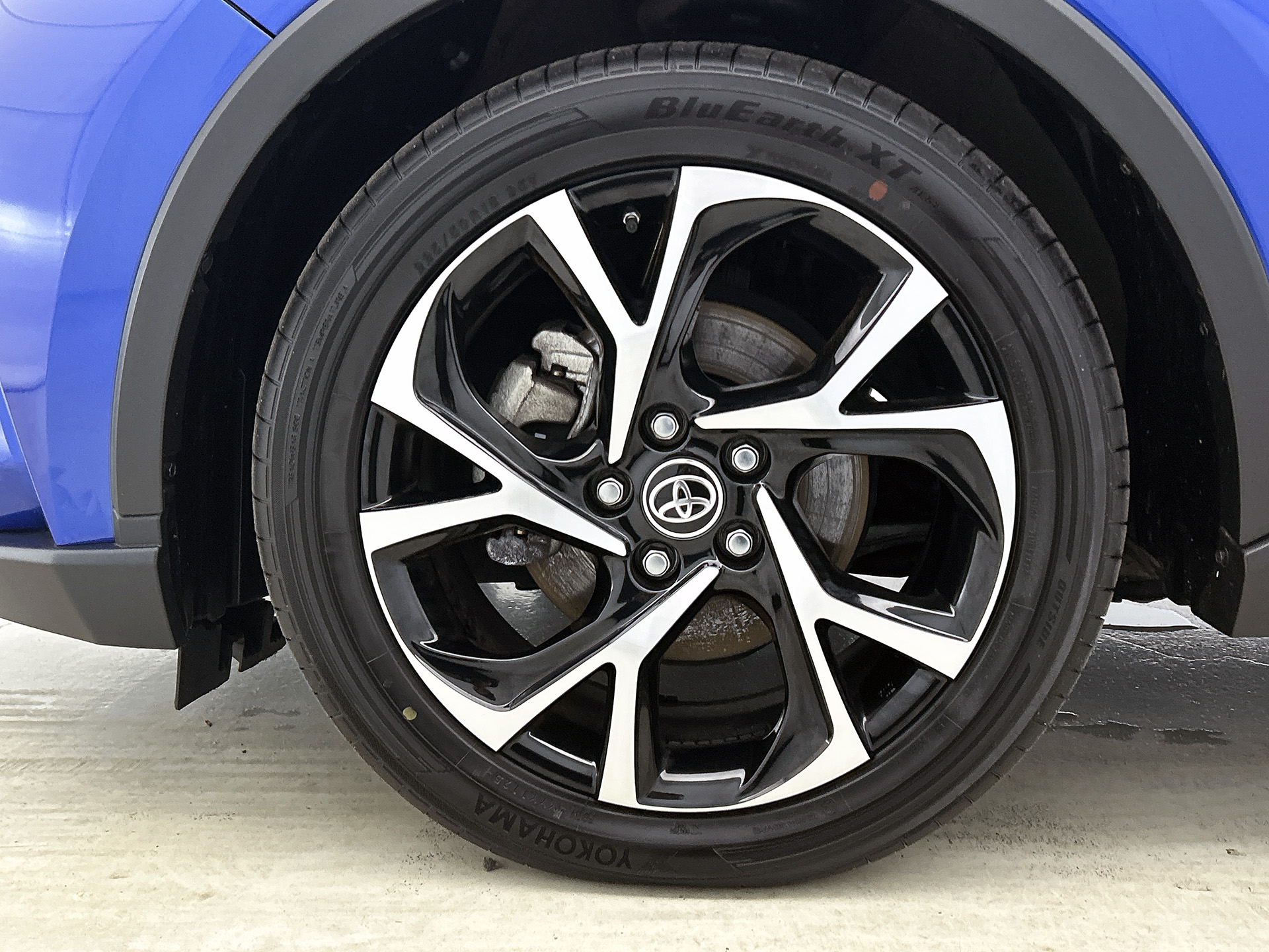 Foto van Toyota Toyota C-hr