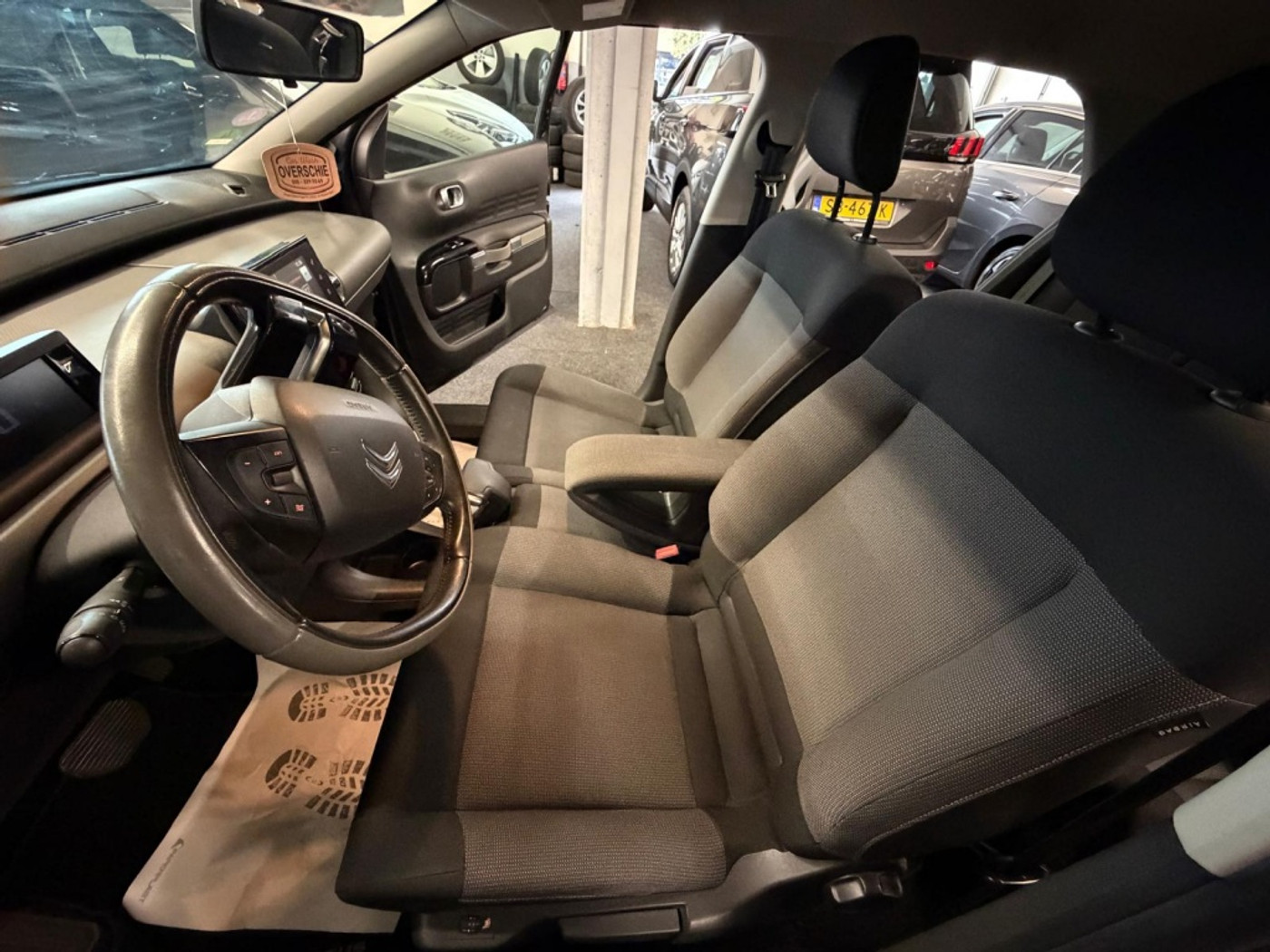 Foto van Citroen C4 Cactus