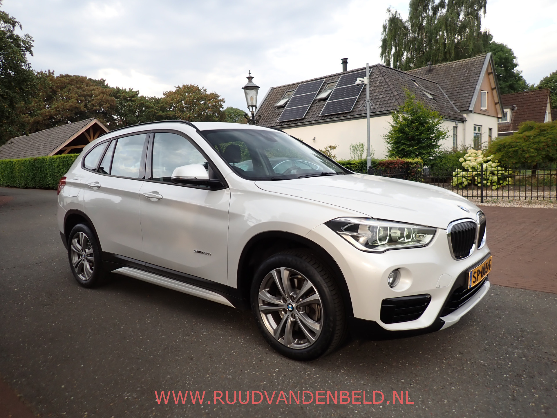 Foto van BMW X1