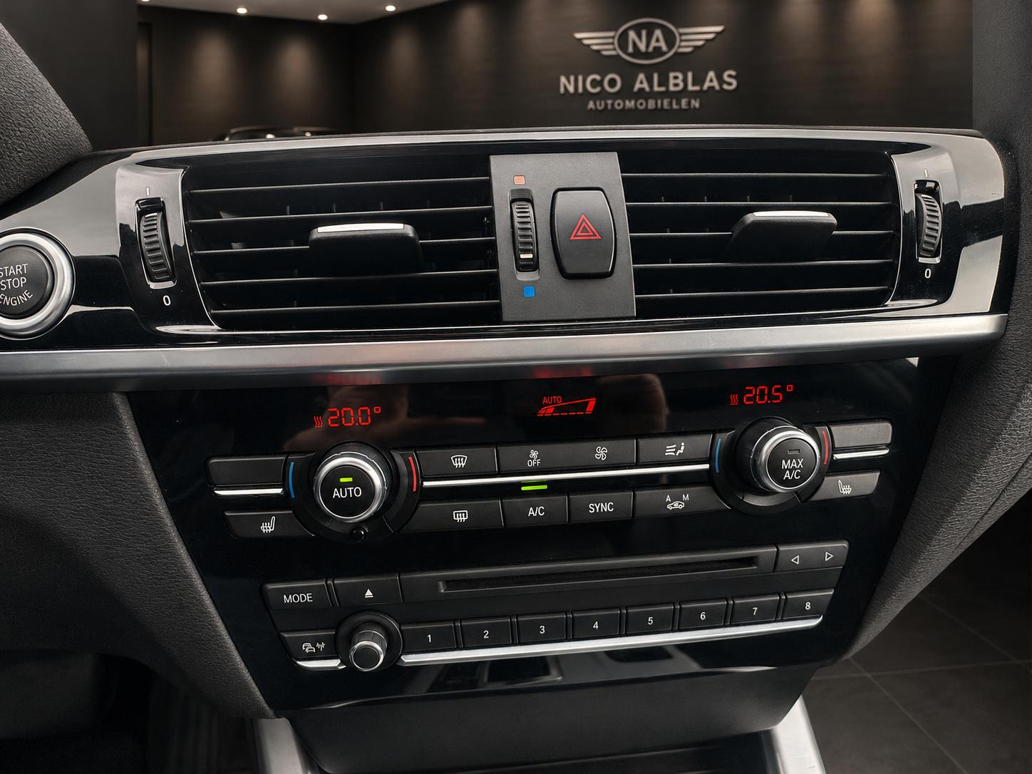 Foto van BMW X3 Xdrive20i