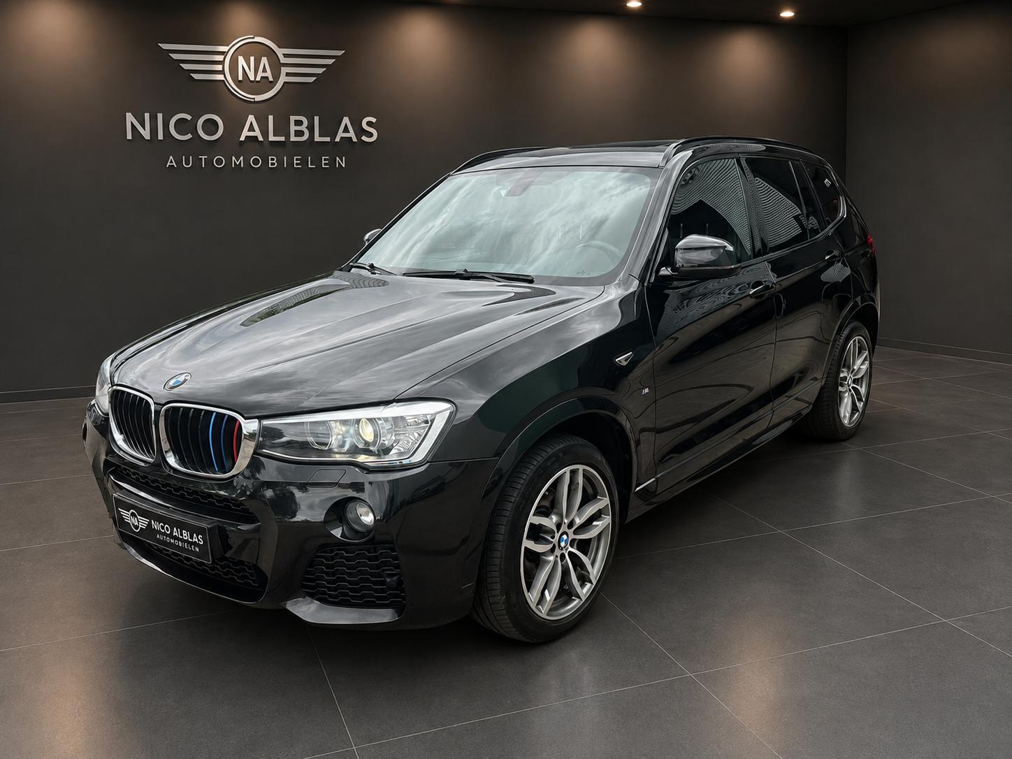 Foto van BMW X3 Xdrive20i