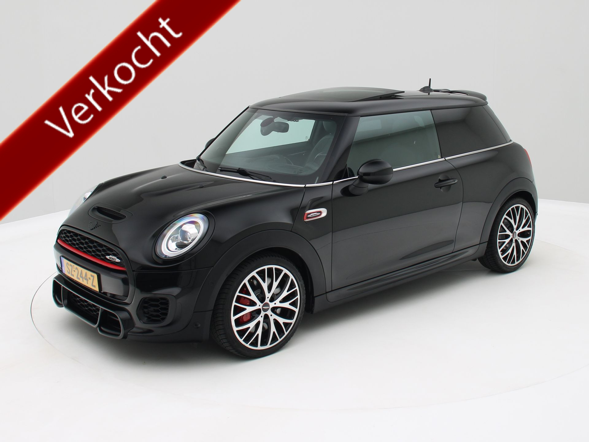 Mini John Cooper Works 2.0 John Cooper Works Chili 232PK / Panorama / Origineel NL 2018 - voorkant
