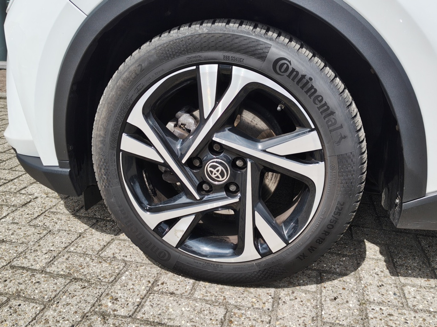 Foto van Toyota Toyota C-hr
