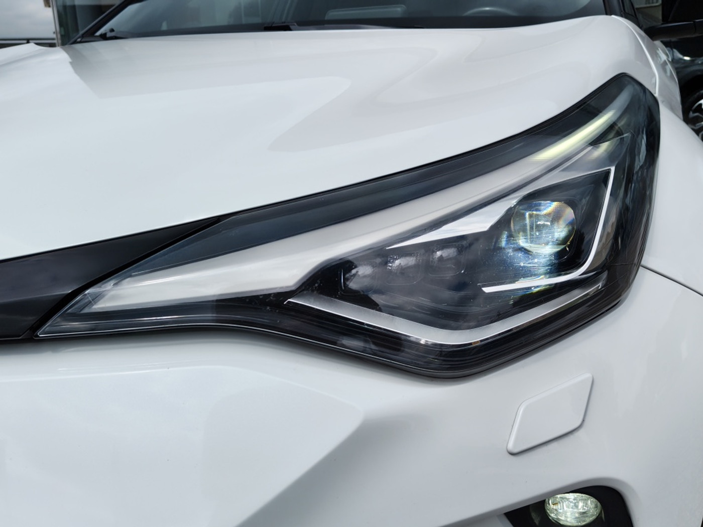 Foto van Toyota Toyota C-hr