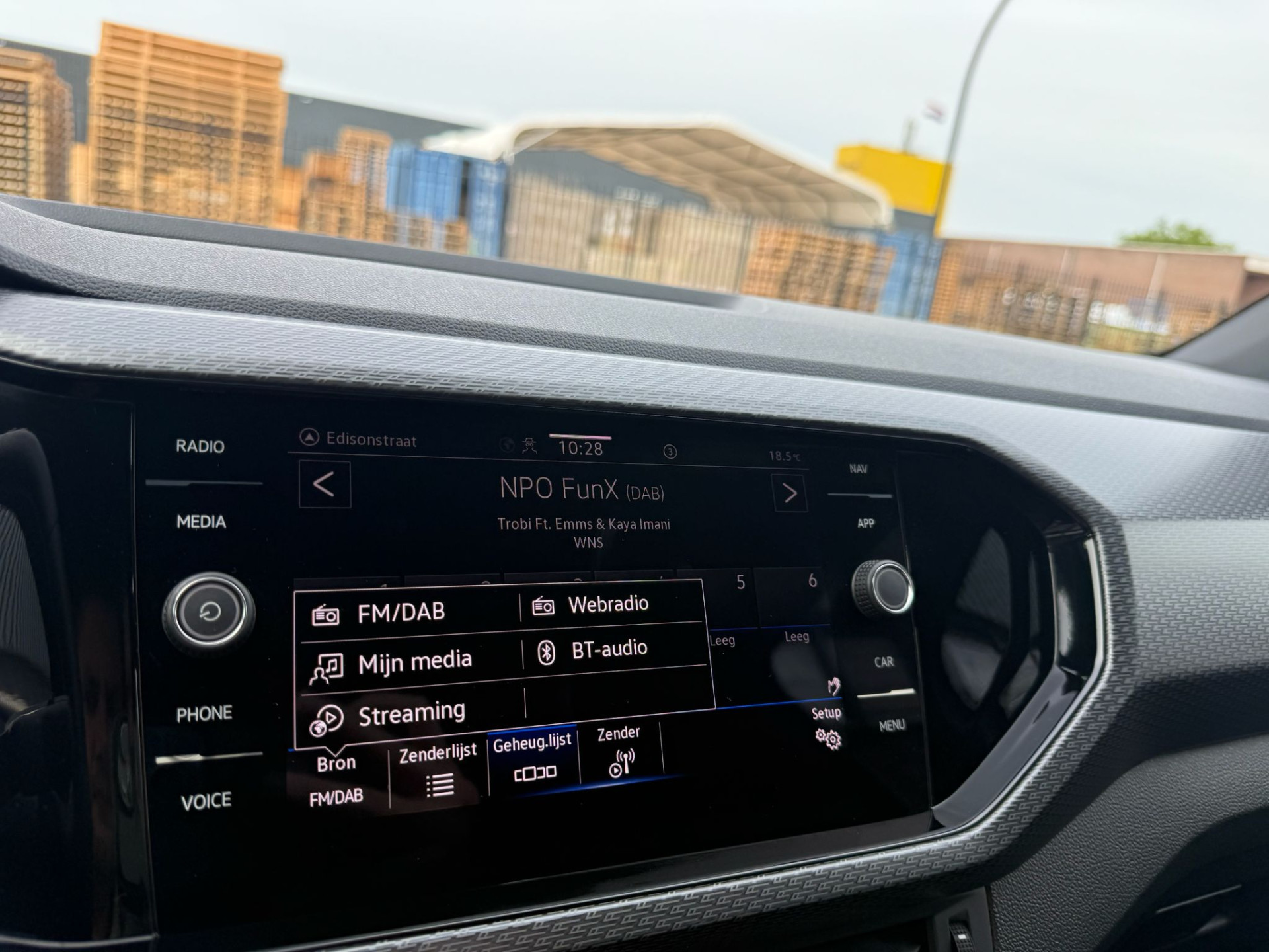 Foto van Volkswagen T-cross