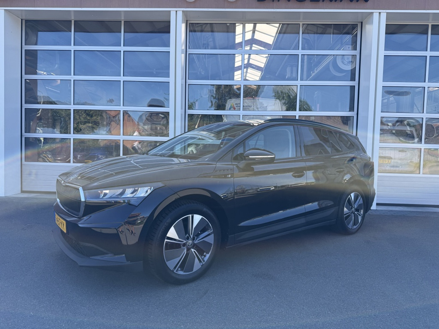 Skoda Enyaq 60 60 Bns Ed. + 2023 - voorkant