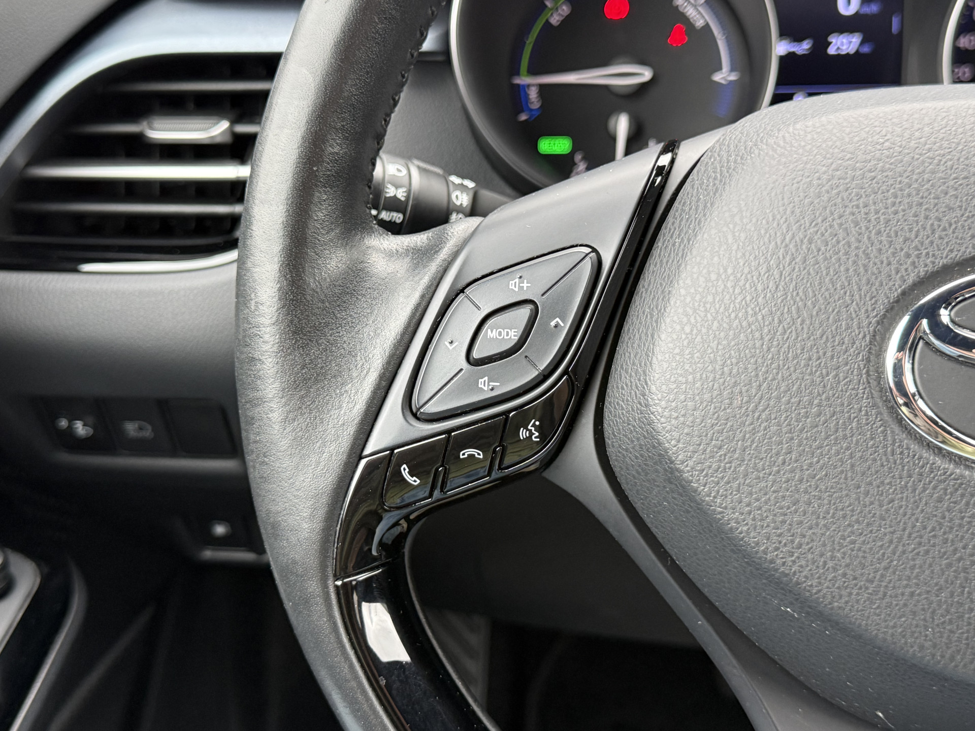 Foto van Toyota Toyota C-hr