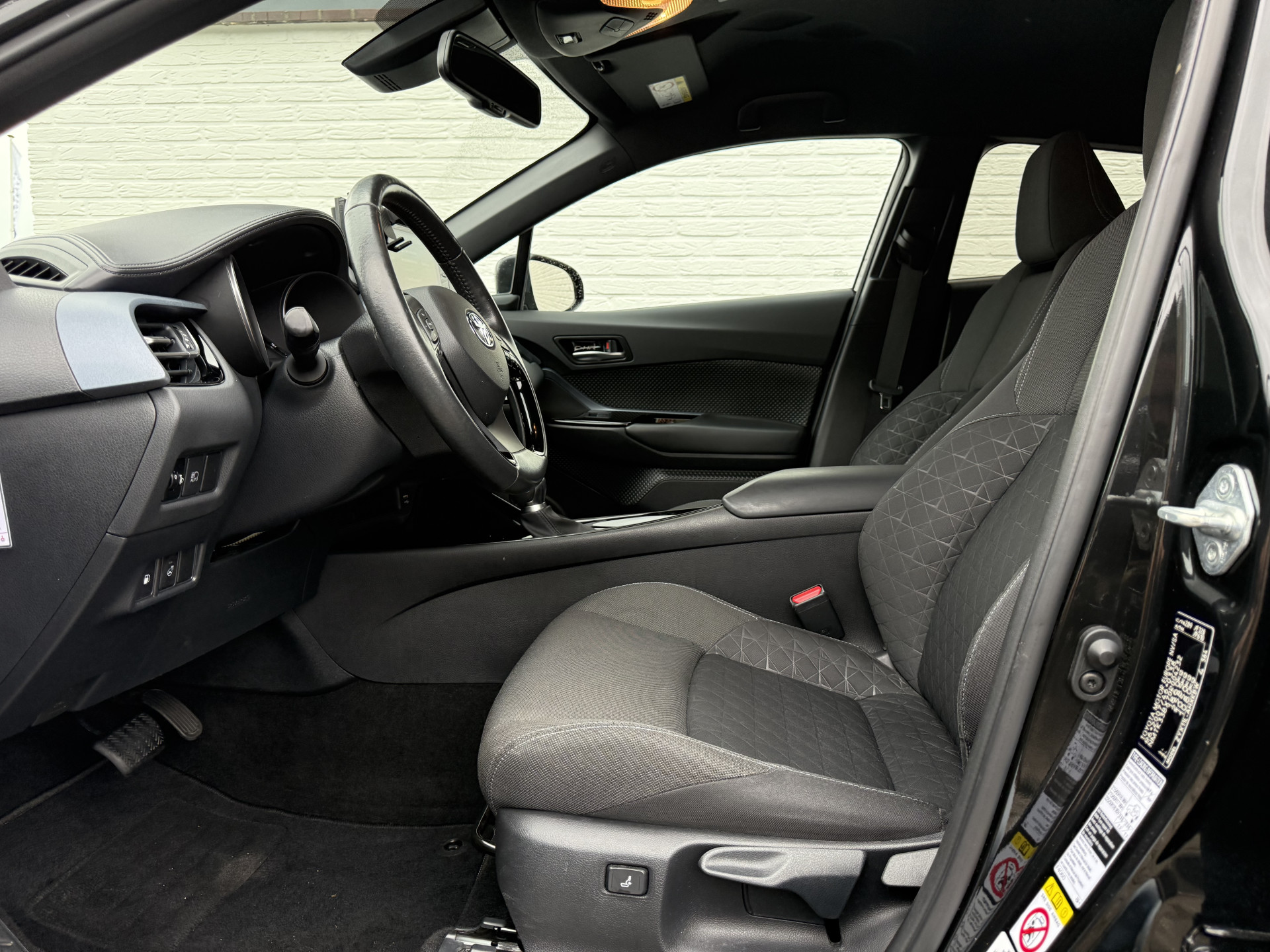 Foto van Toyota Toyota C-hr