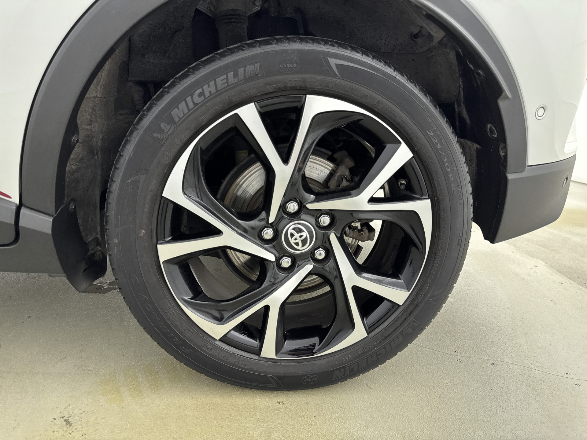 Foto van Toyota Toyota C-hr