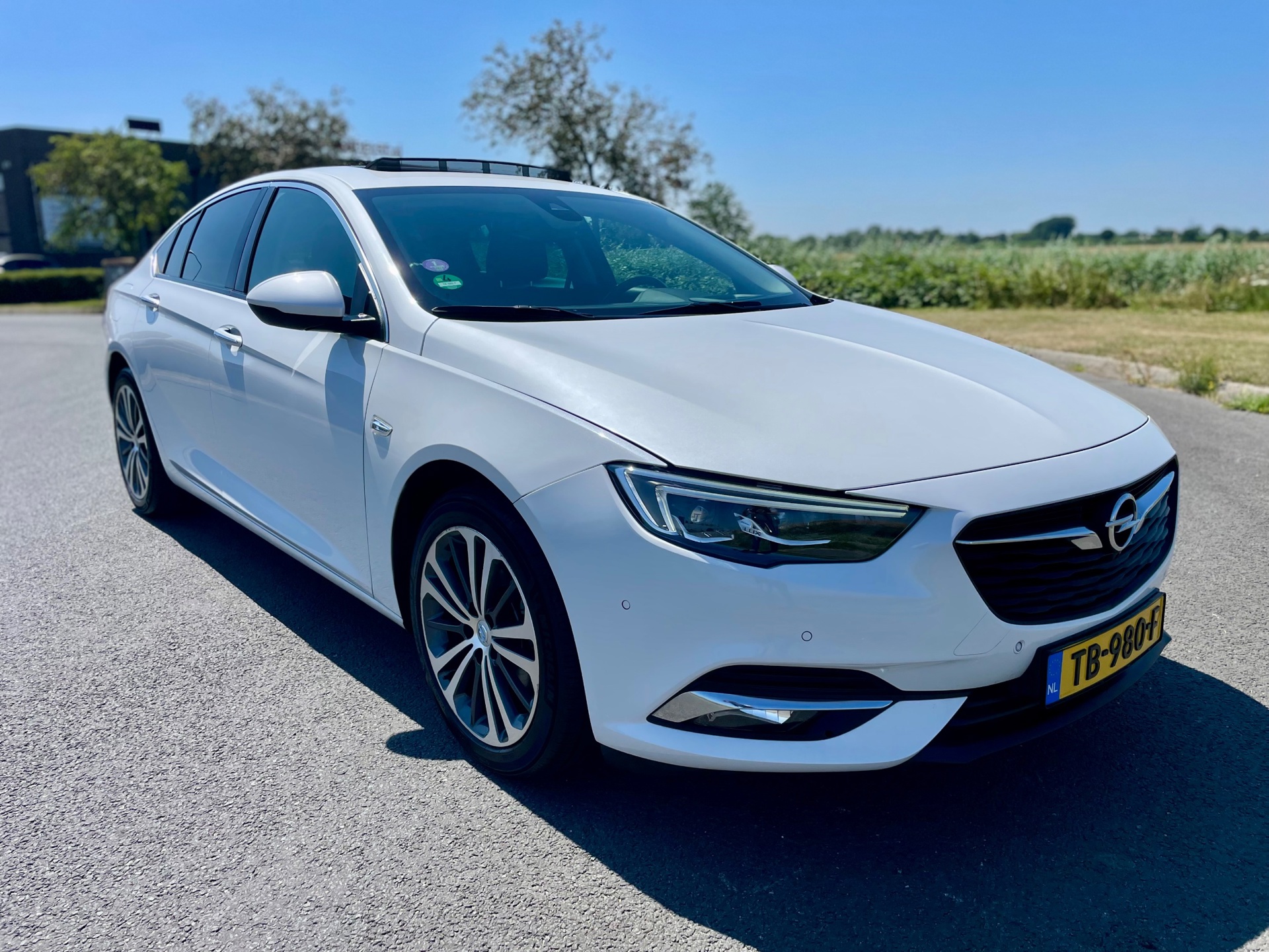 Foto van Opel Insignia Grand Sport