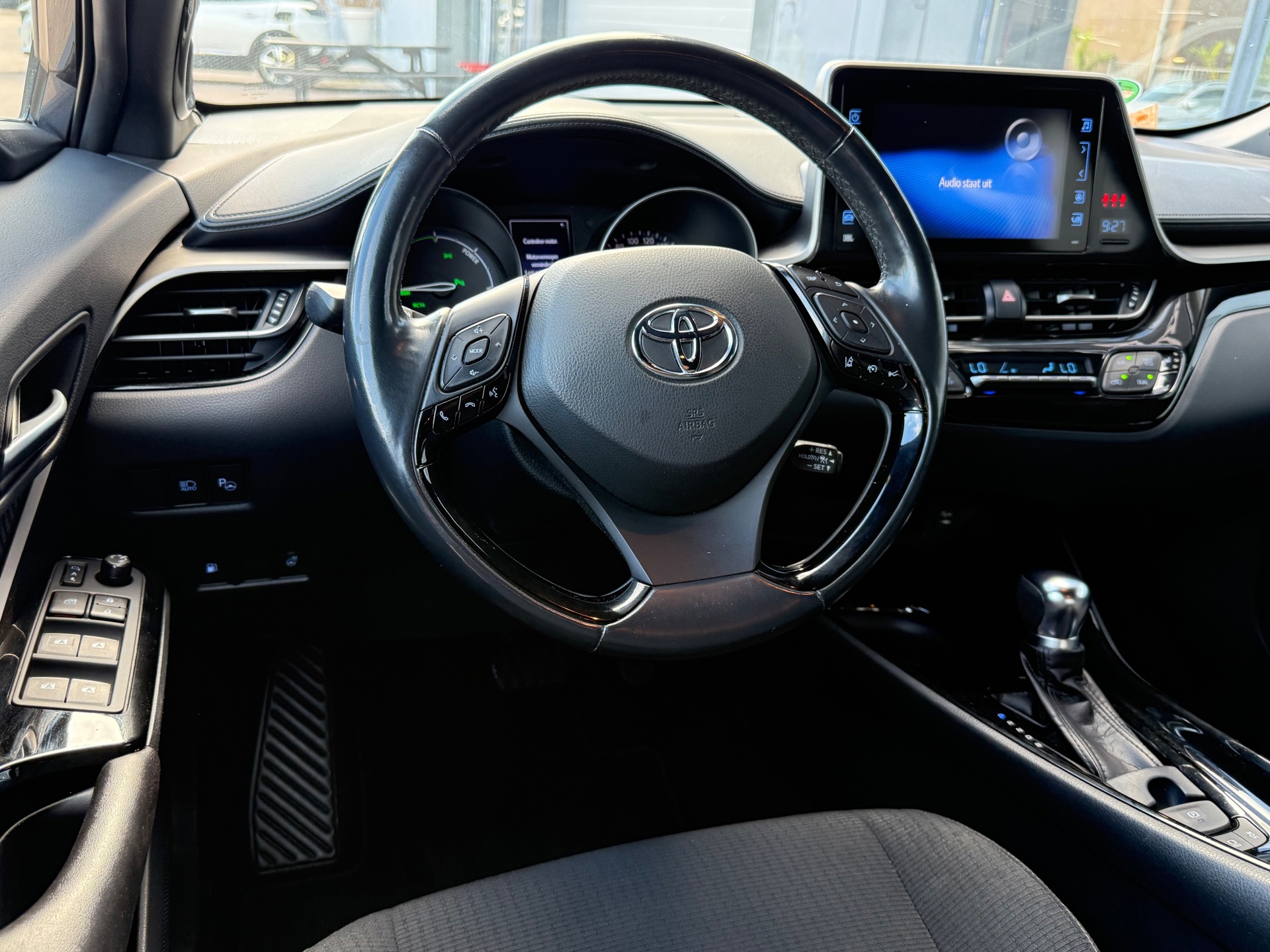 Foto van Toyota Toyota C-hr