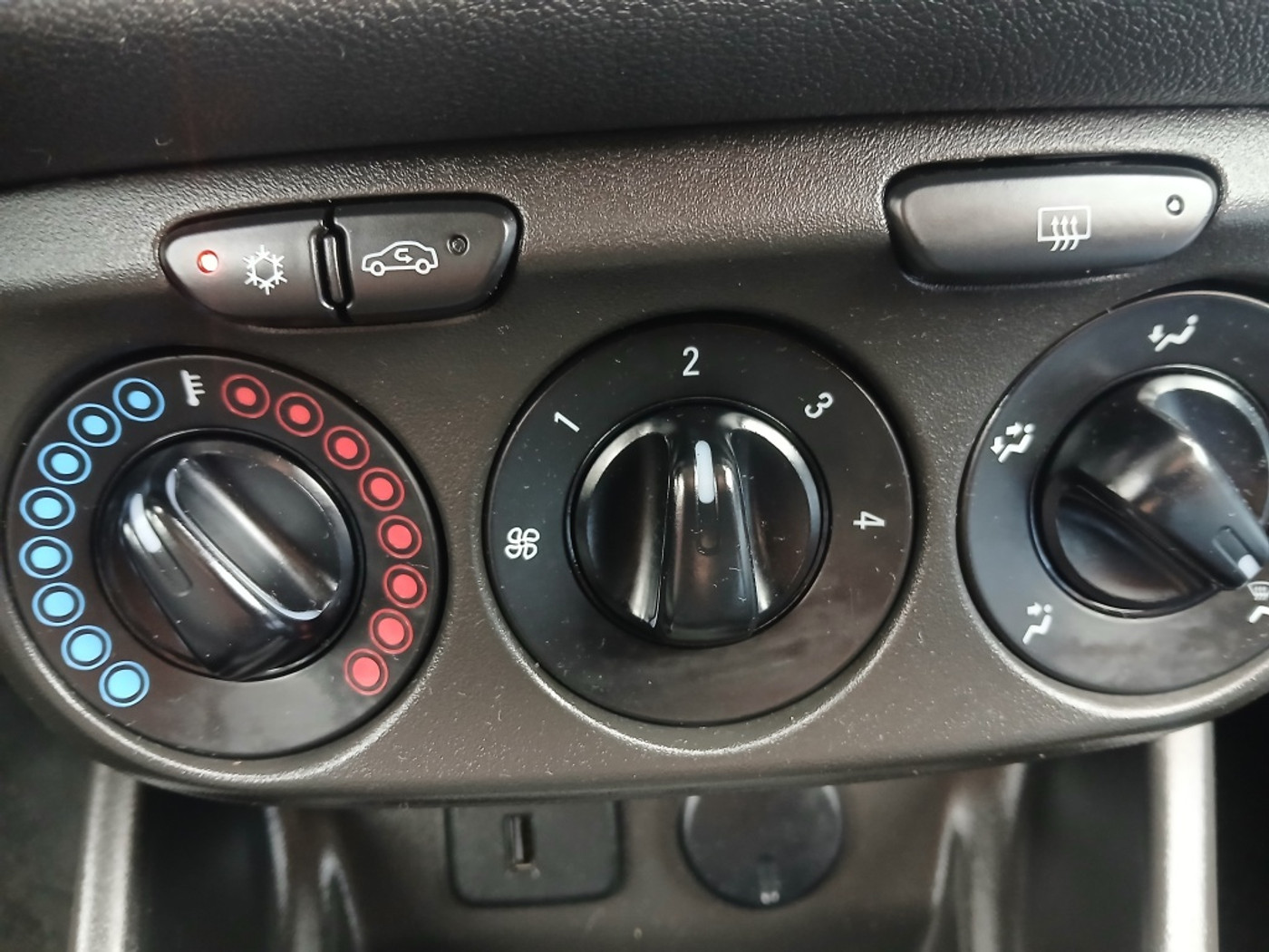 Foto van Opel Corsa-e