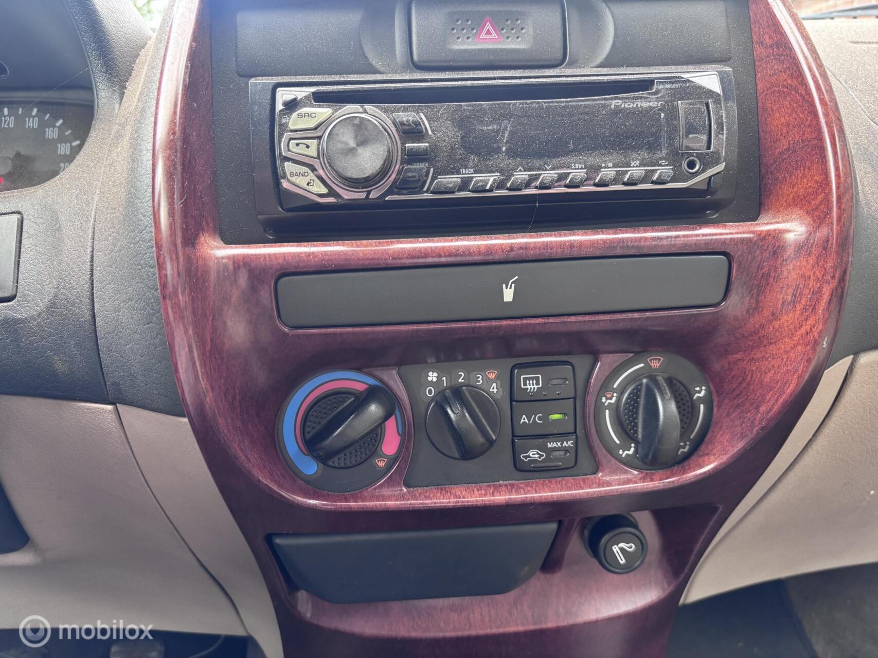 Foto van Nissan Nissan Terrano