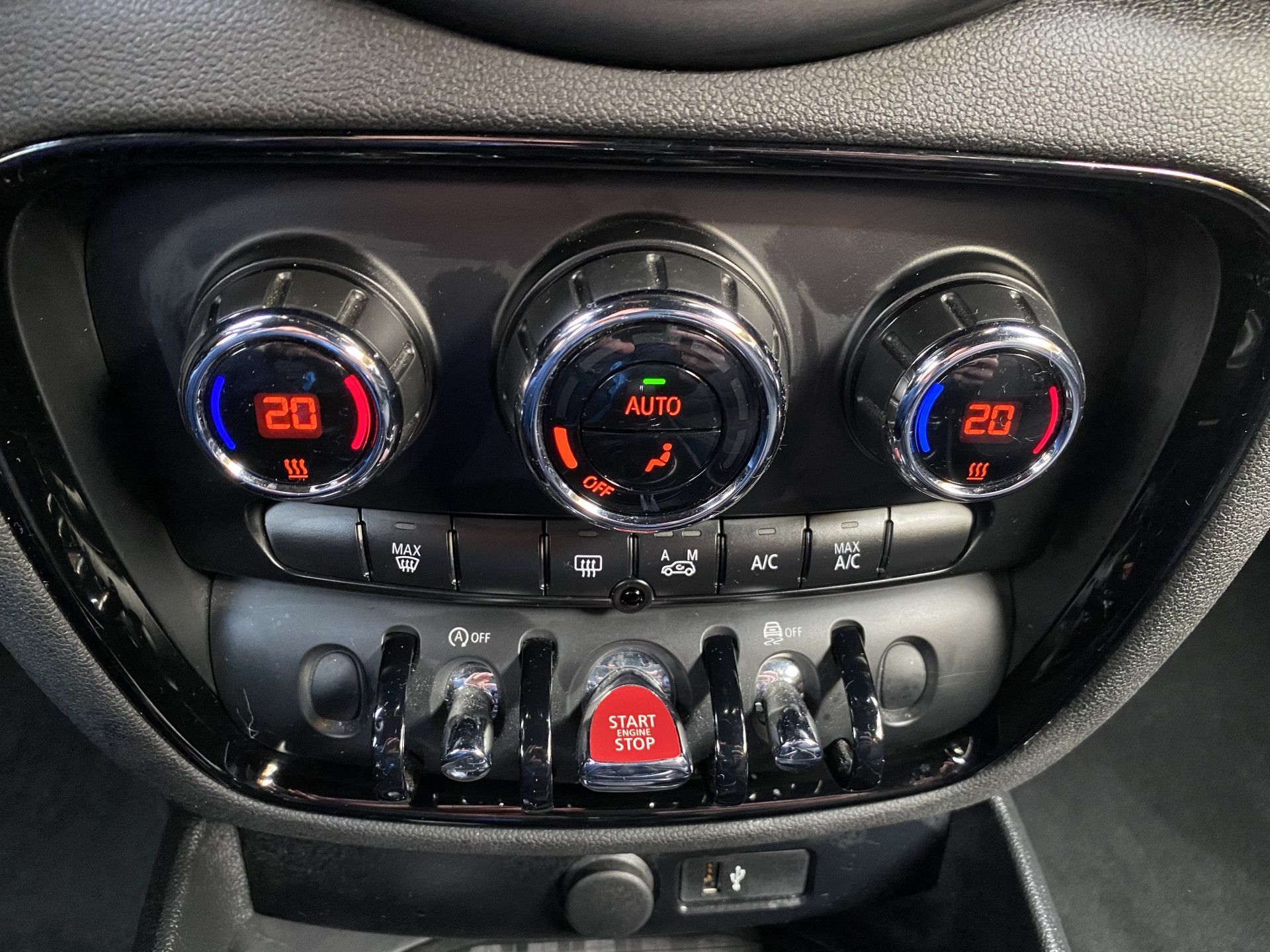 Foto van Mini Clubman Cooper D