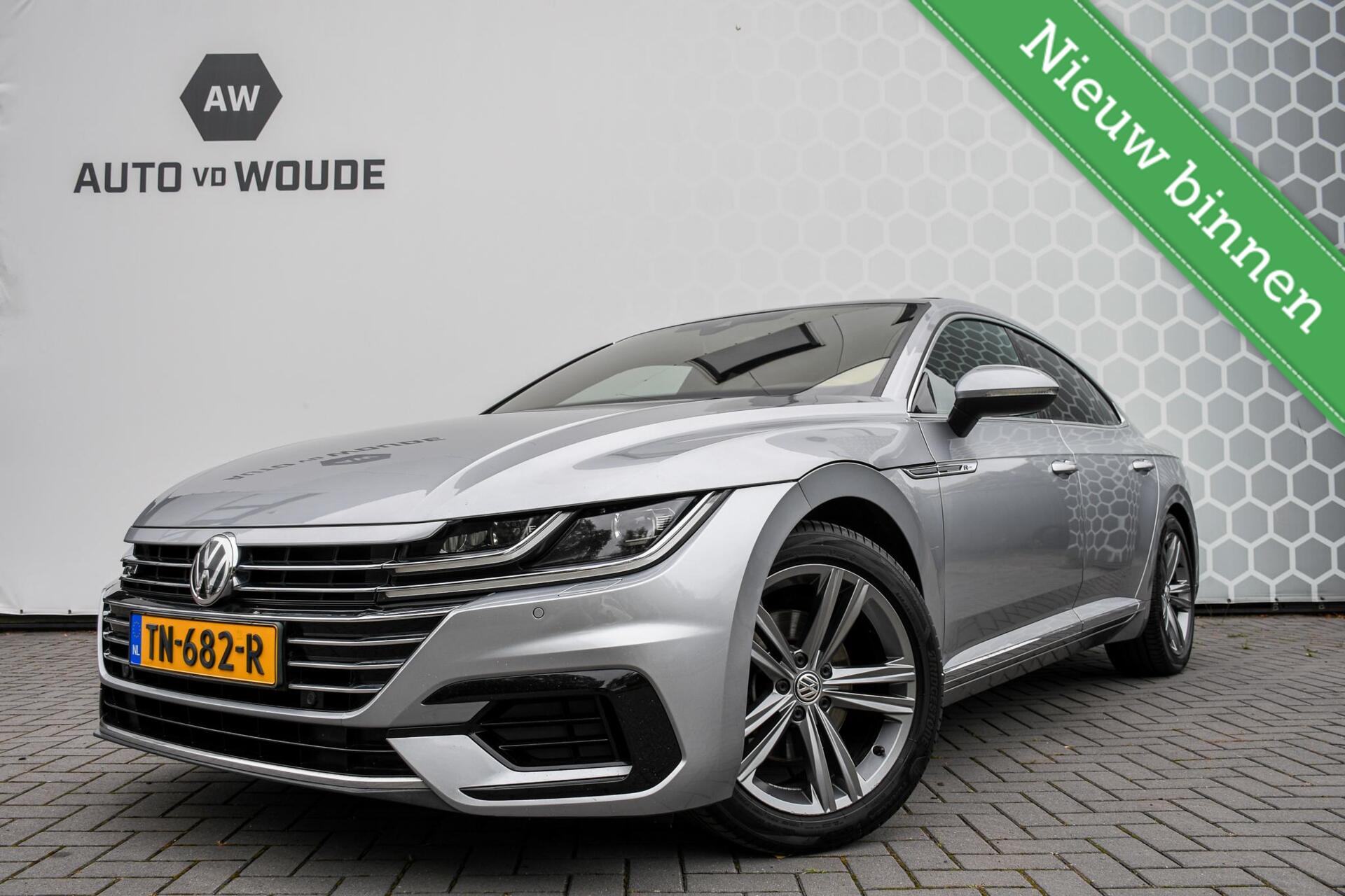 Volkswagen Arteon 1.5 TSI Business Panoramadak R-line Trekhaak 2018 - voorkant