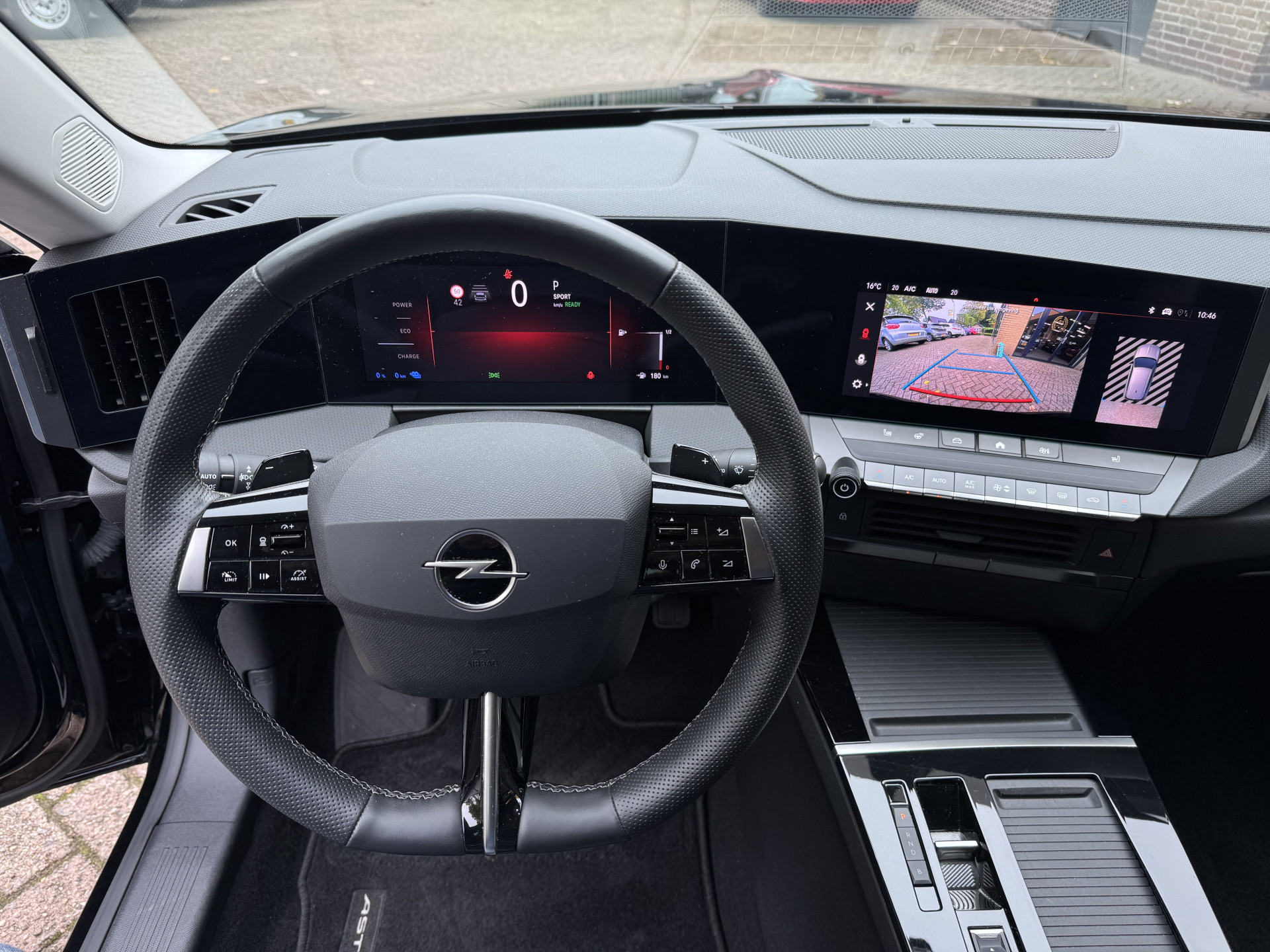 Foto van Opel Astra Sports Tourer