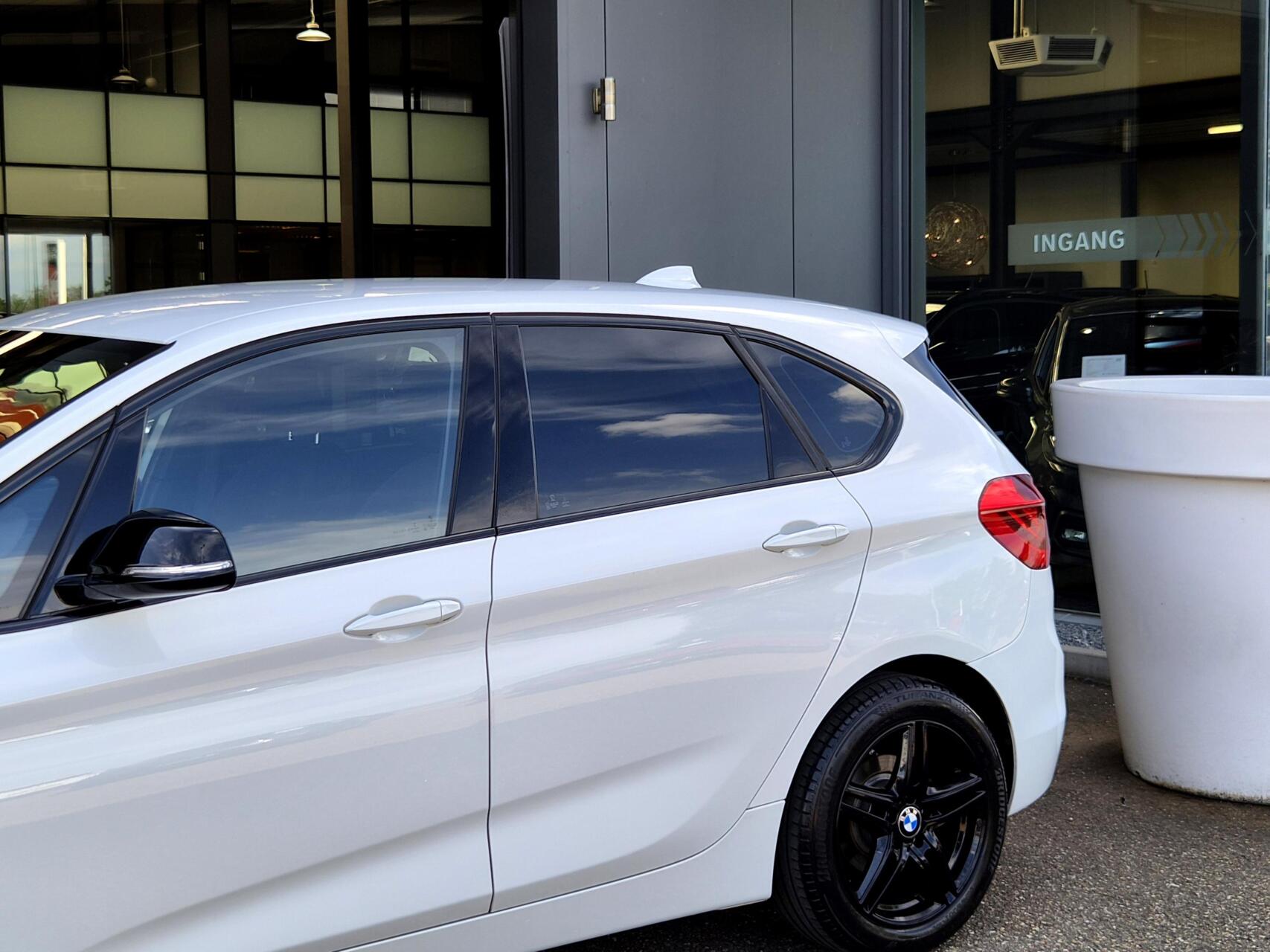 Foto van BMW 220i Active Tourer